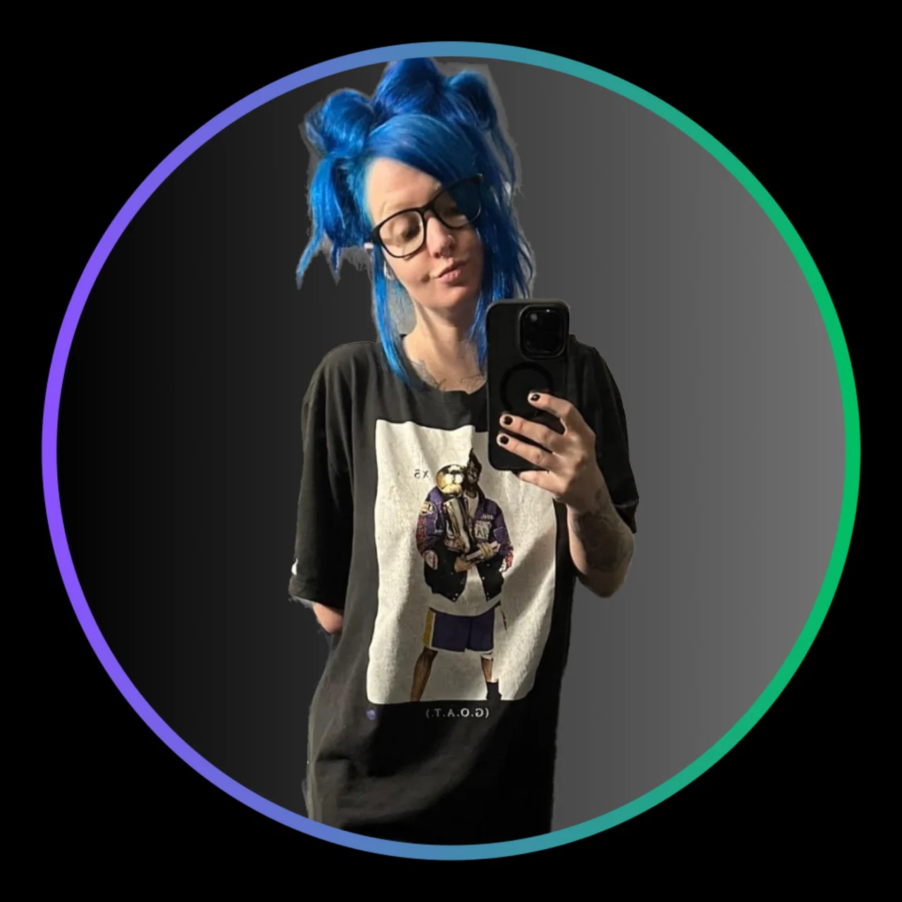 Rin Ravage - OnlyFans model