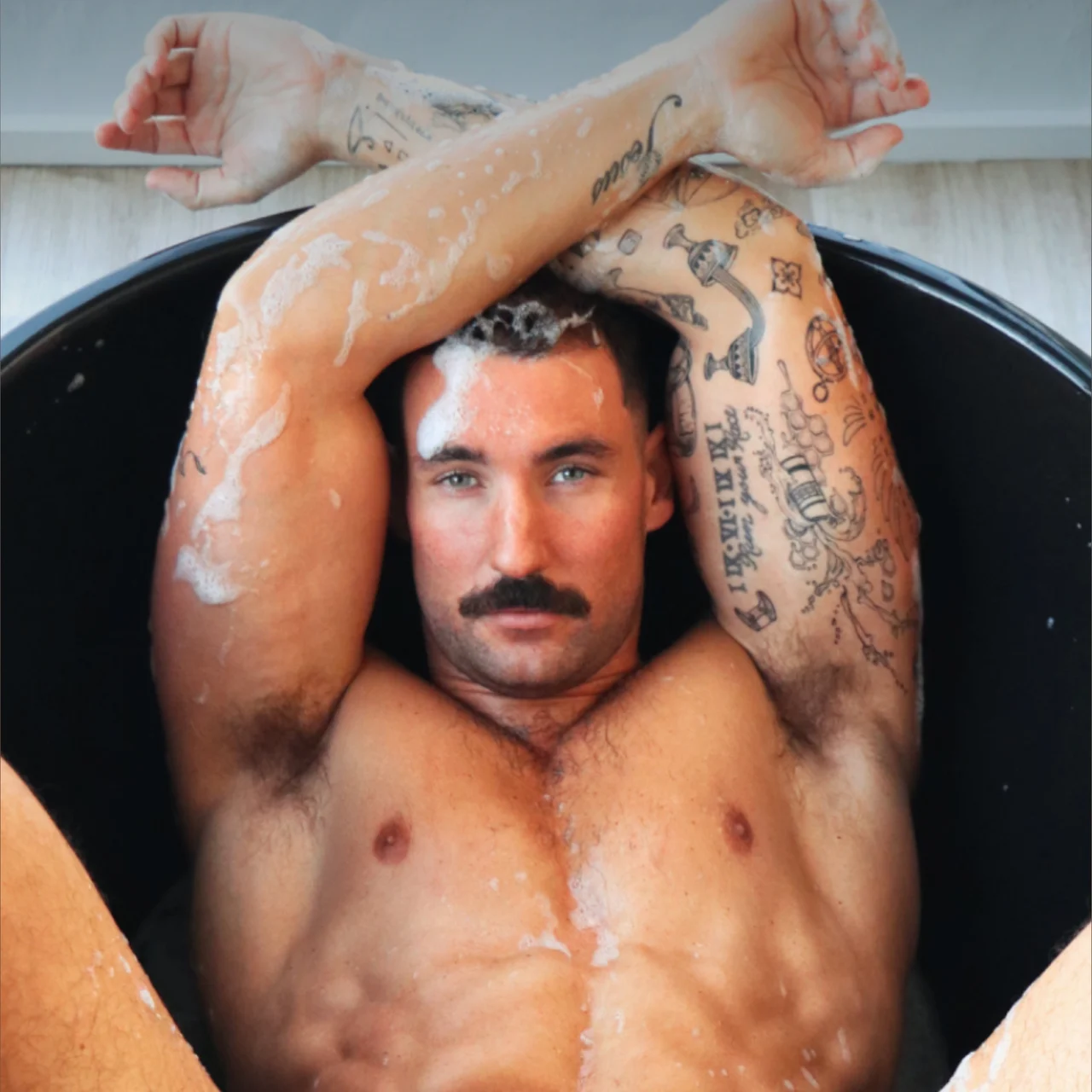 Roché Kilian #1 🇿🇦🇬🇧 - OnlyFans model