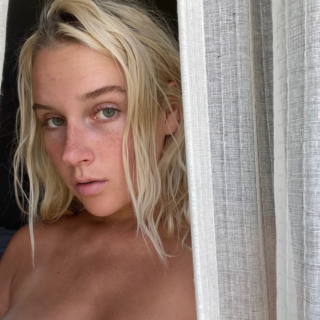 Rosie 😘 Top 4% 😈 - OnlyFans model