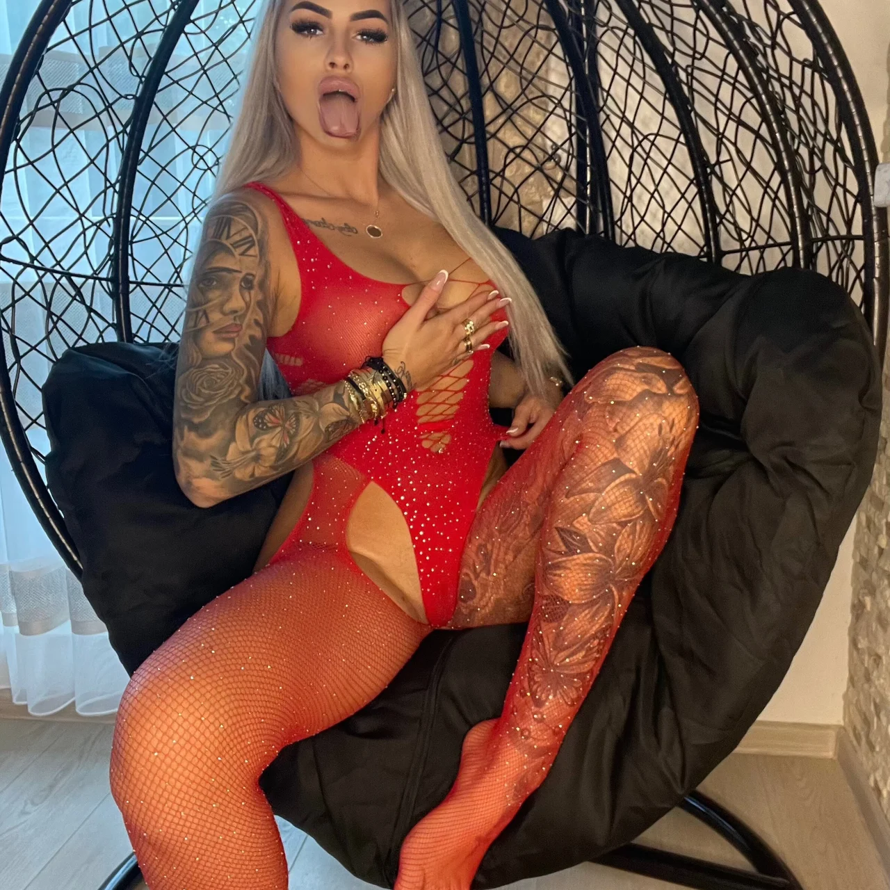 Roxana vipp - OnlyFans model