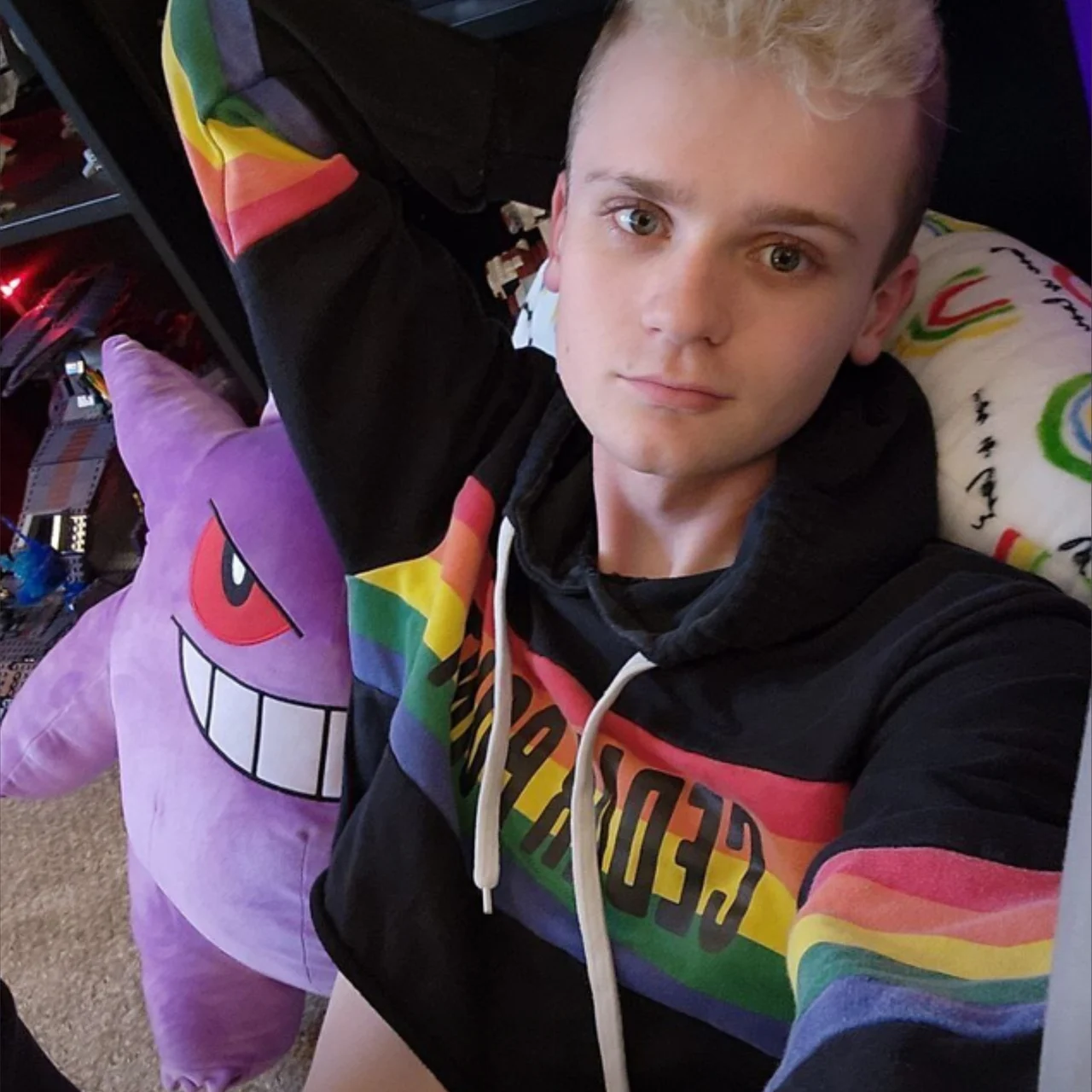 Ryan Snow❄️ - OnlyFans model