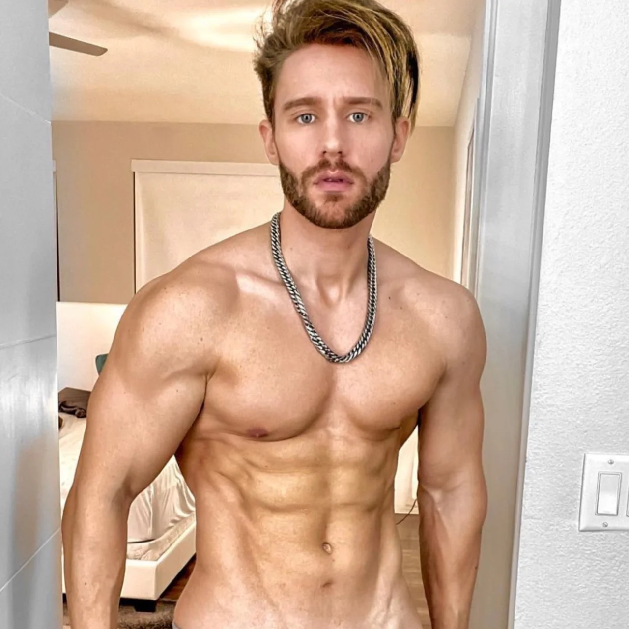 Daddy - OnlyFans model
