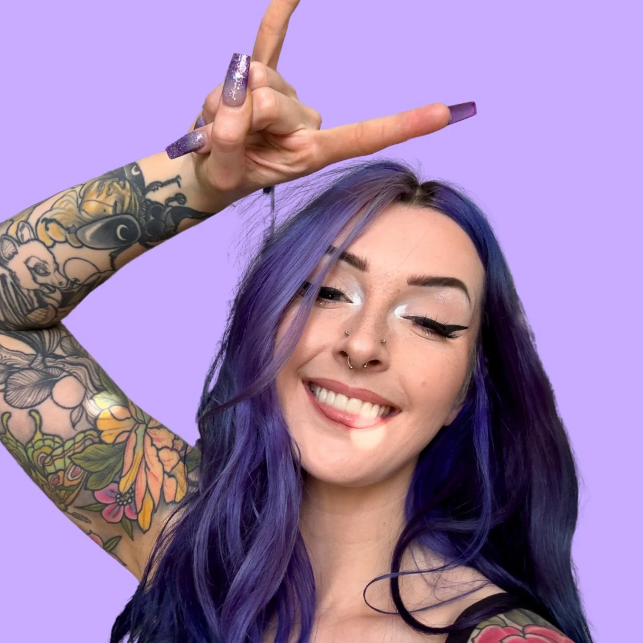 ๐ป๐ฆ SAM ~ FREE VIDS ON WALL ๐ฅ - OnlyFans model