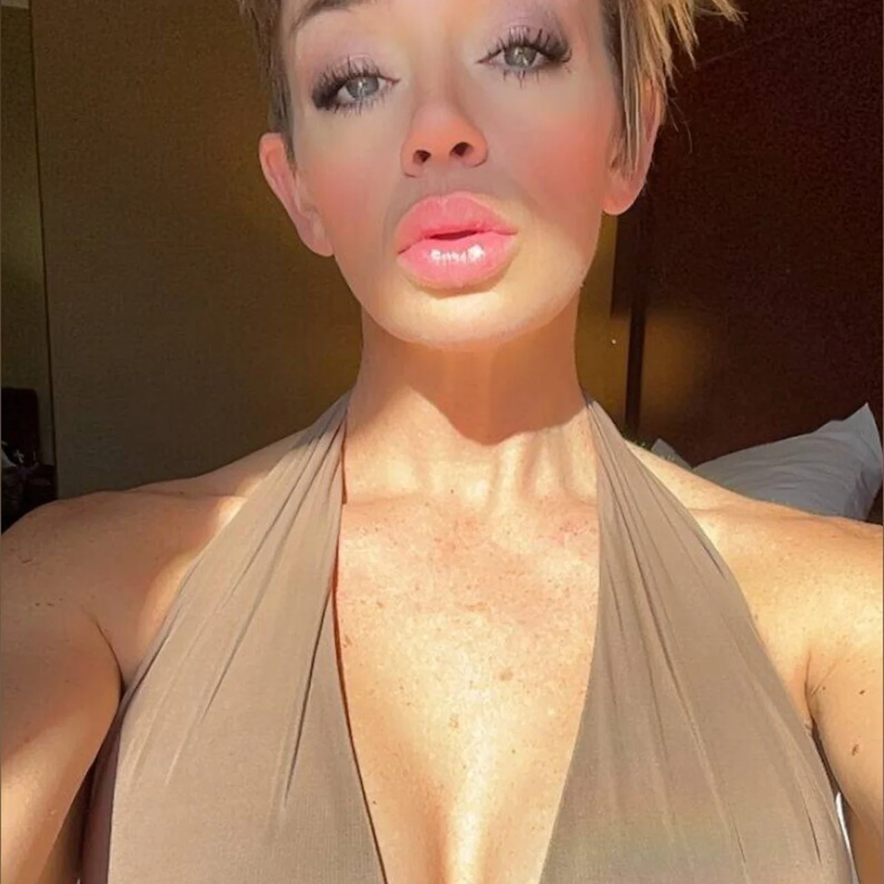 SashaSins😈 - OnlyFans model