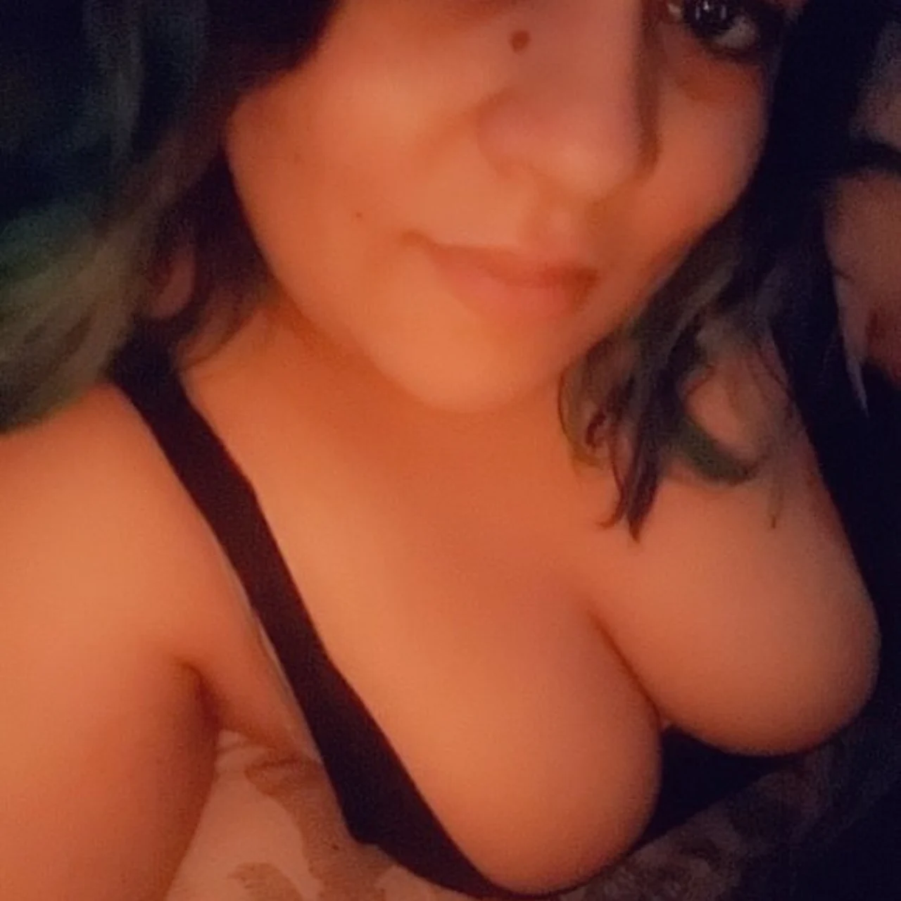 Saudiavixen - OnlyFans model