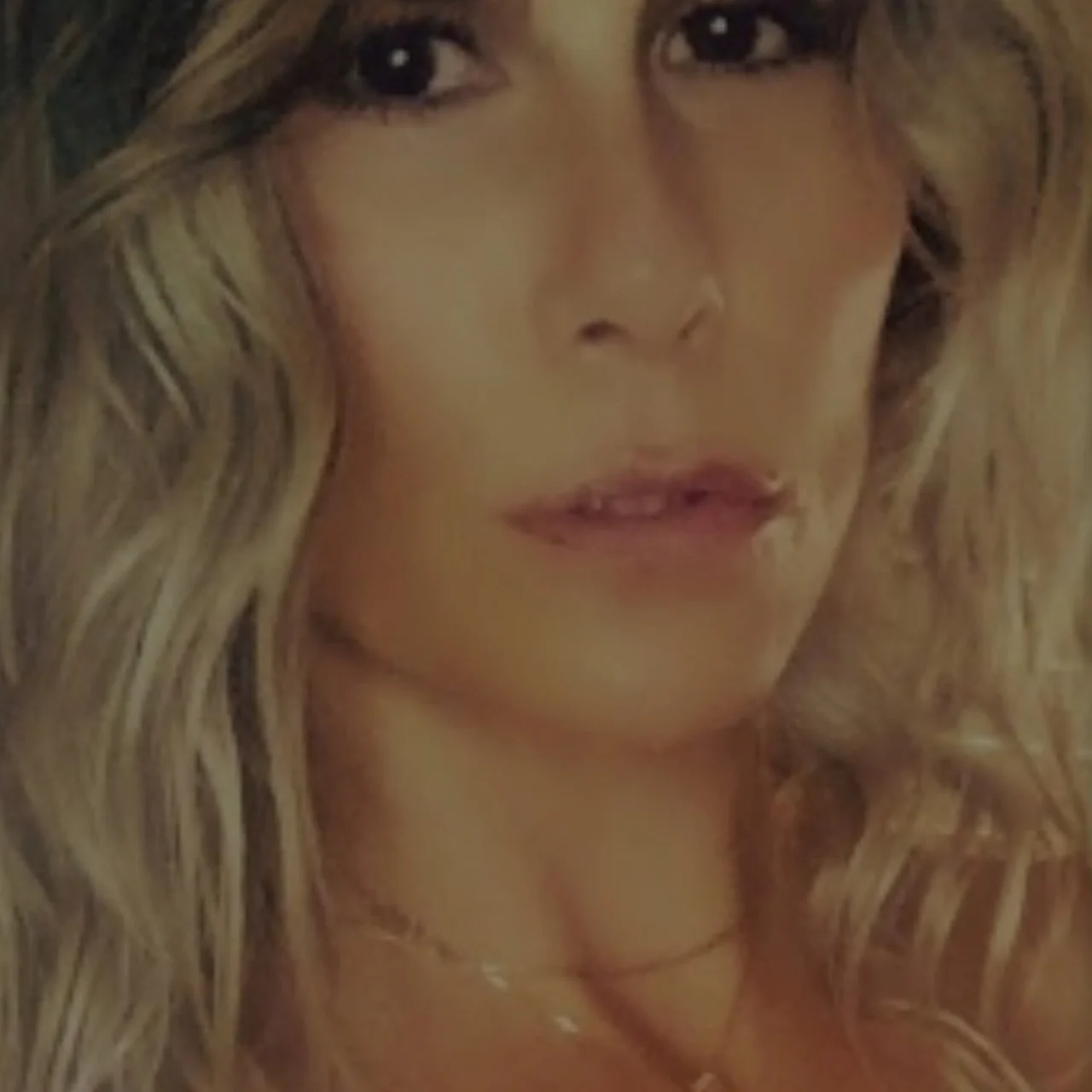 Sarah Marshall - OnlyFans model