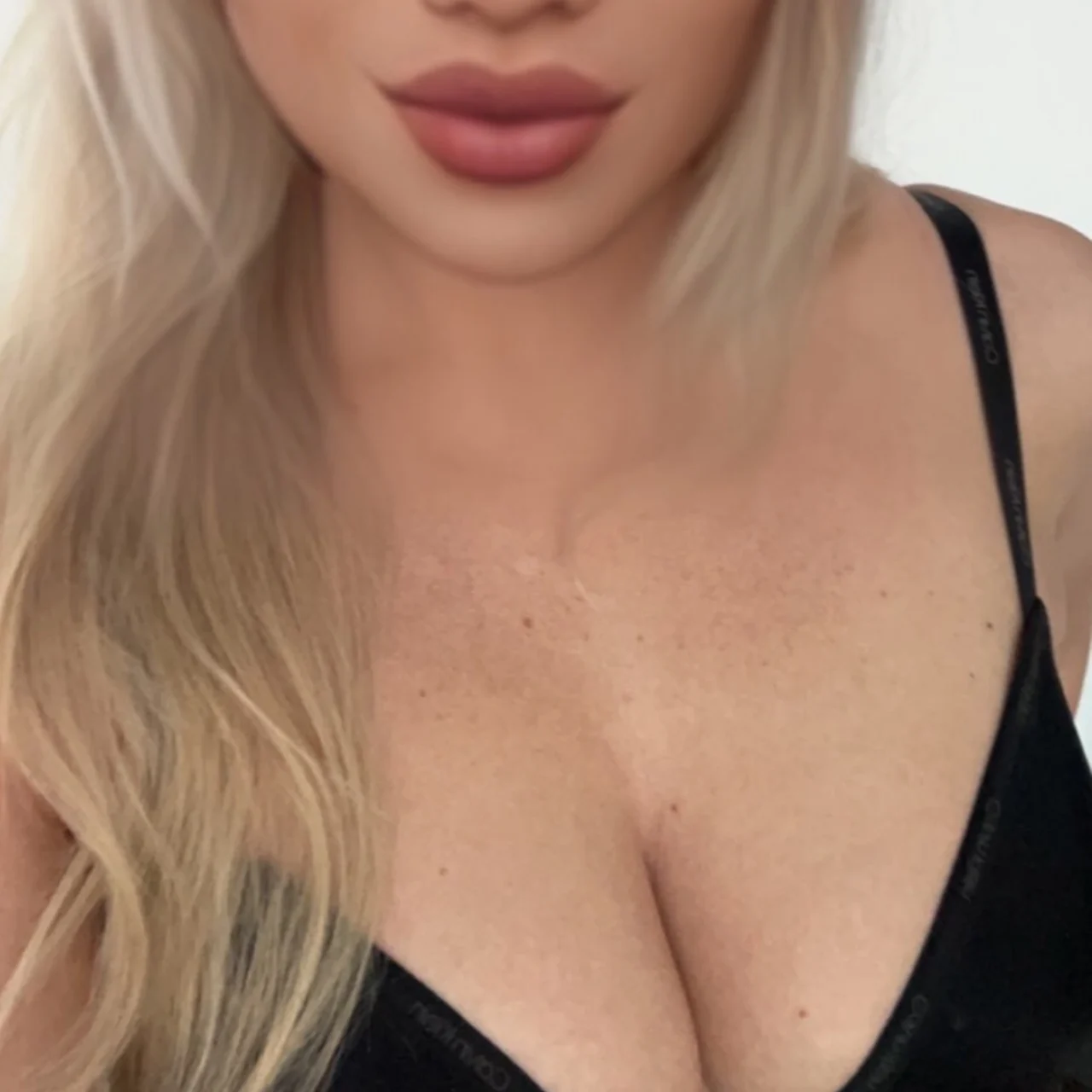 Linda Å - OnlyFans model