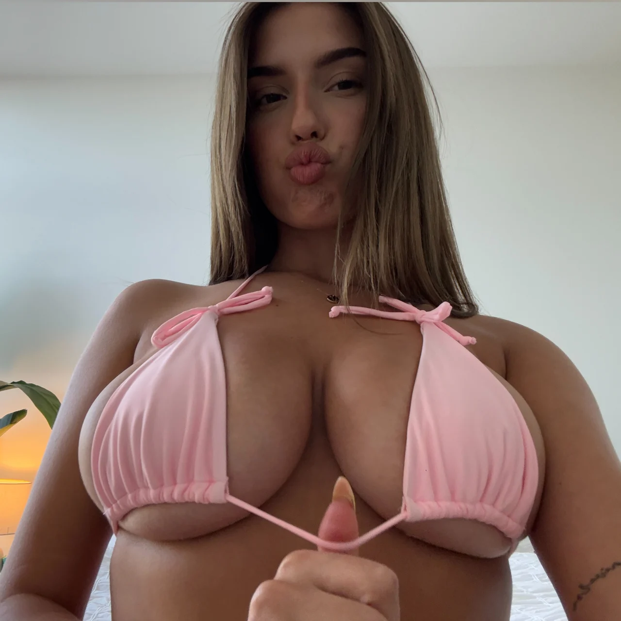 Lauren 🦂 - OnlyFans model