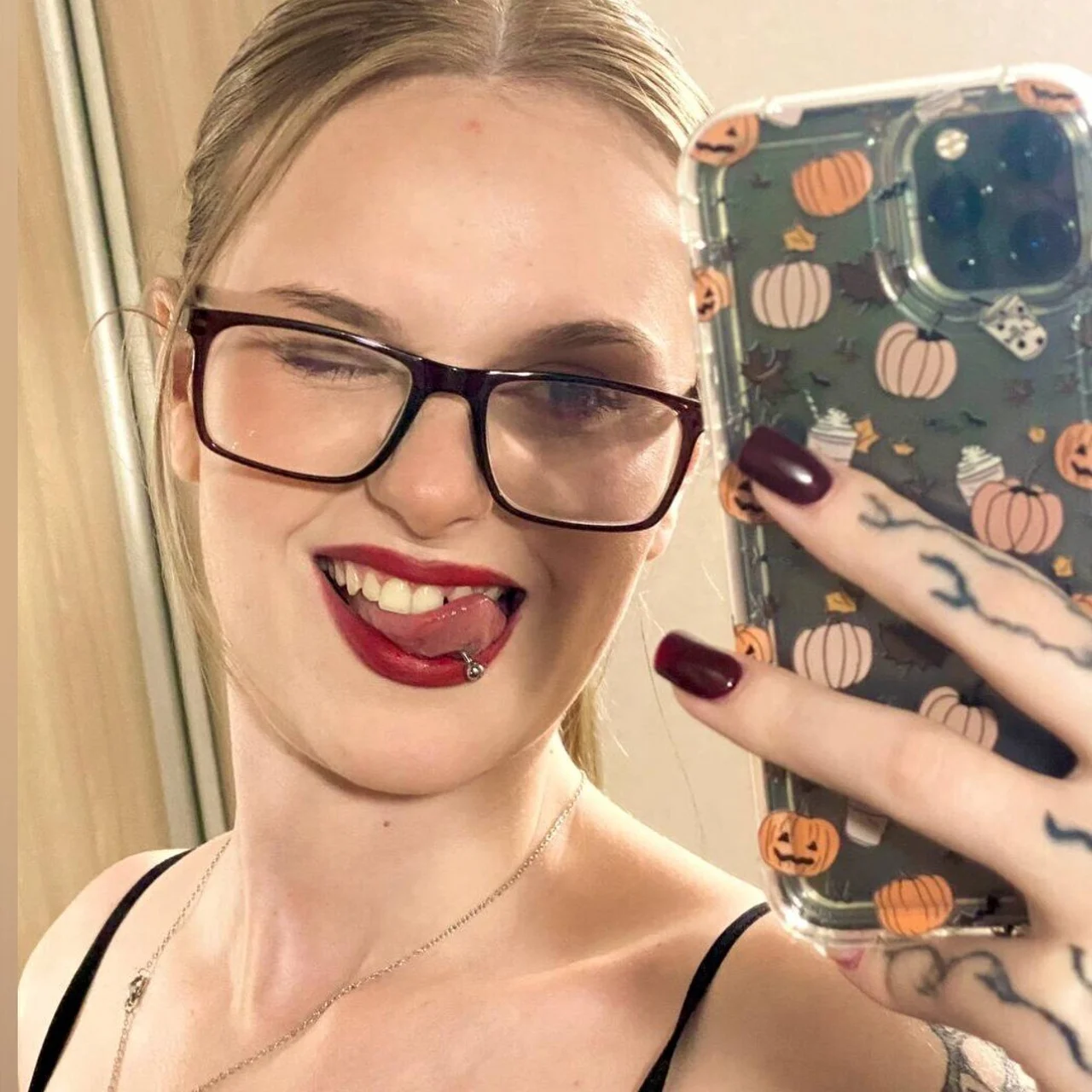 ToryVi💕 - OnlyFans model