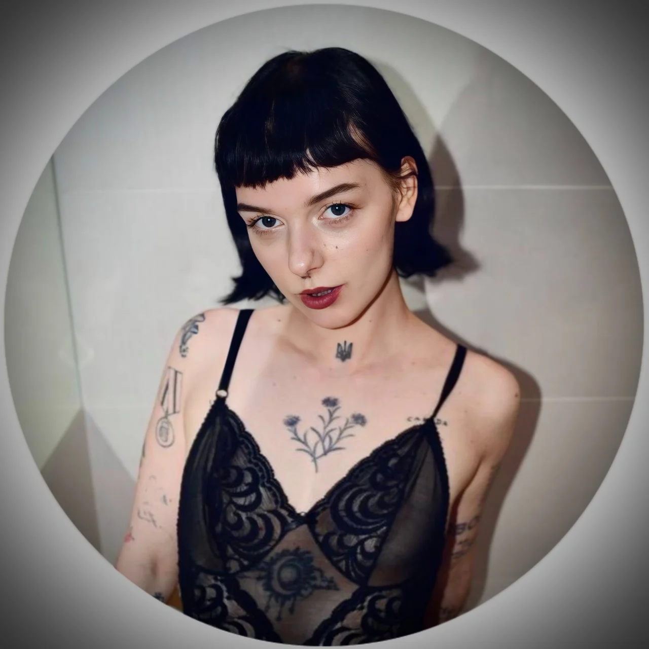 𝐍𝐀𝐓𝐀𝐋𝐈𝐄 𝐑𝐄𝐁𝐄𝐋 🔥 - OnlyFans model