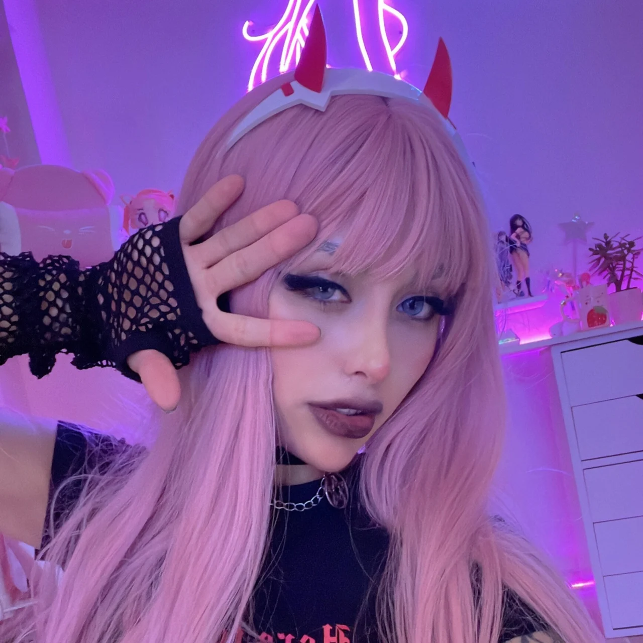 Shunli Mei - OnlyFans model