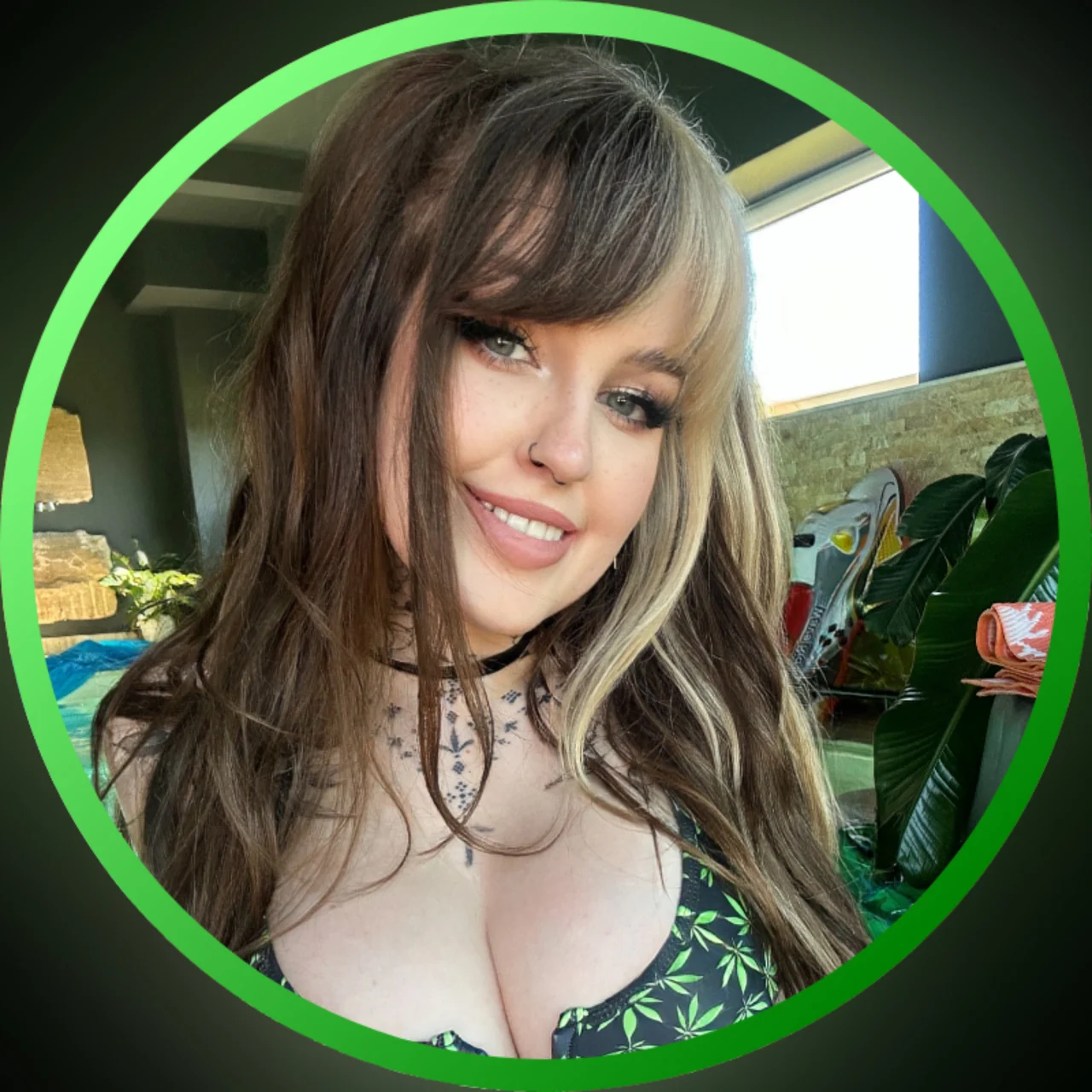 Phoebe ๐ค FREE - OnlyFans model