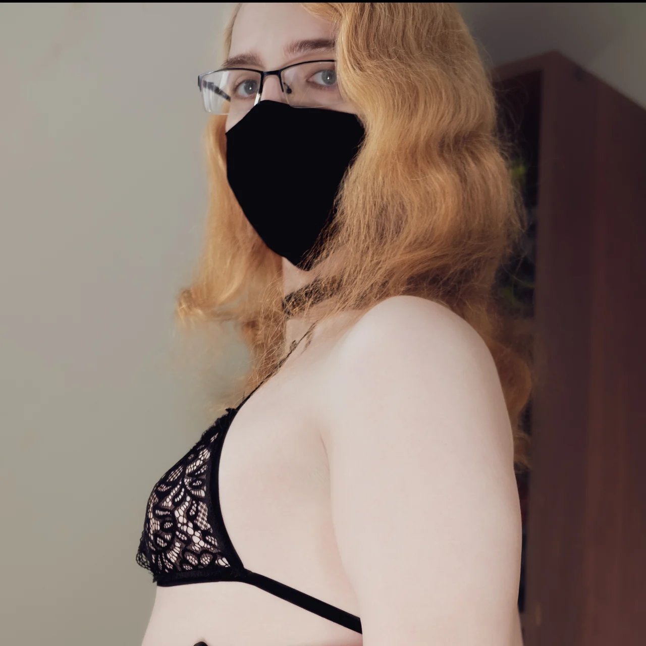 Nicky Ovsyanka - OnlyFans model