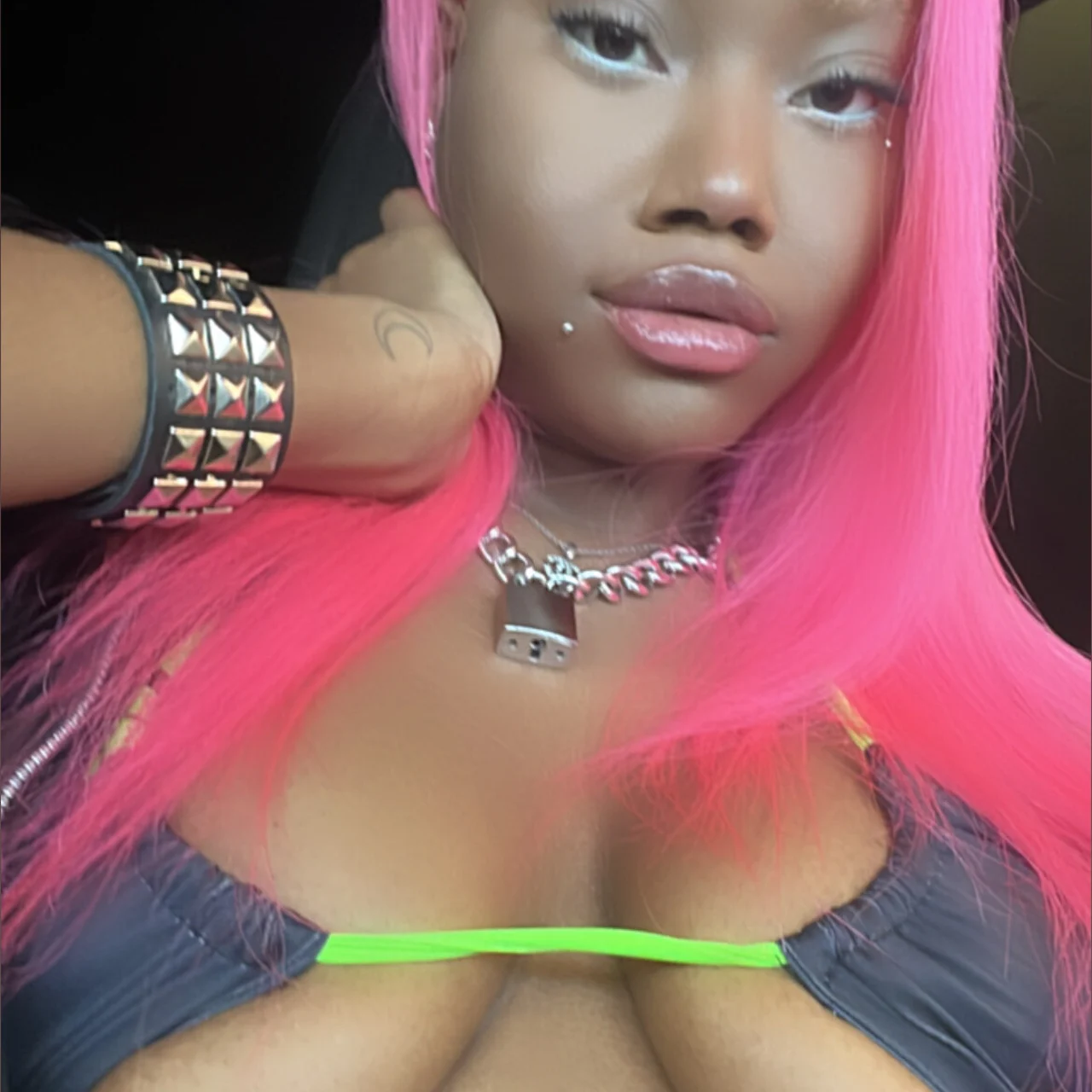 🧿Trinieverse🧿 - OnlyFans model