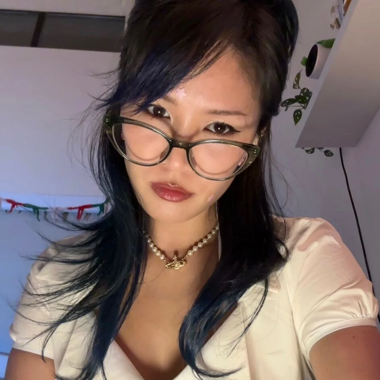 Chew - OnlyFans model