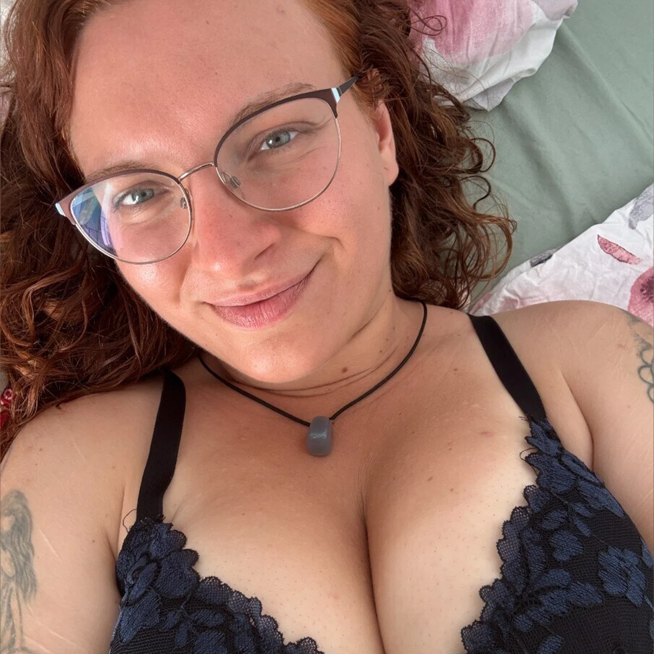 Sophie Shy - OnlyFans model