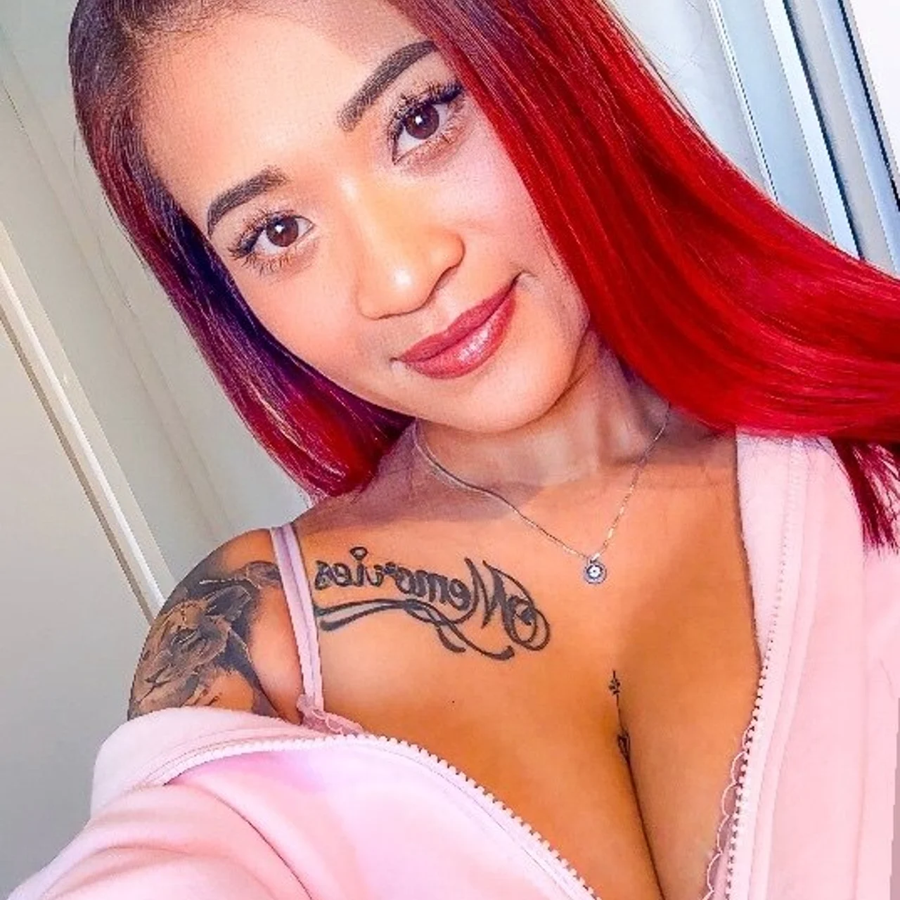 Susanna Dang - OnlyFans model