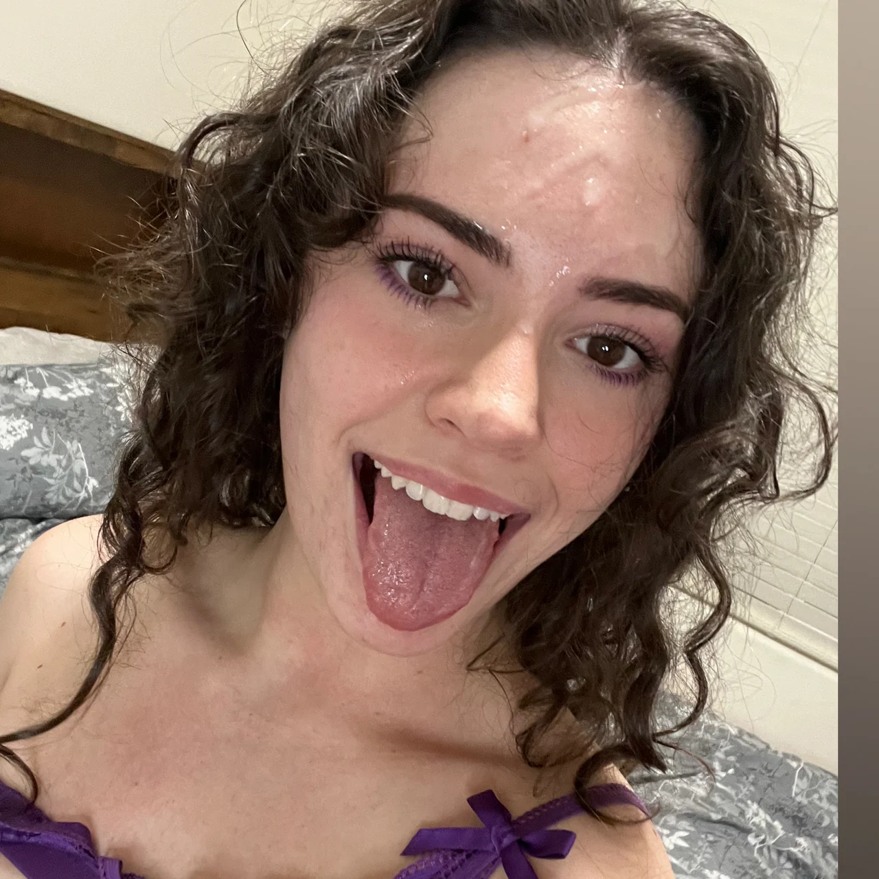 Stella Violet - OnlyFans model