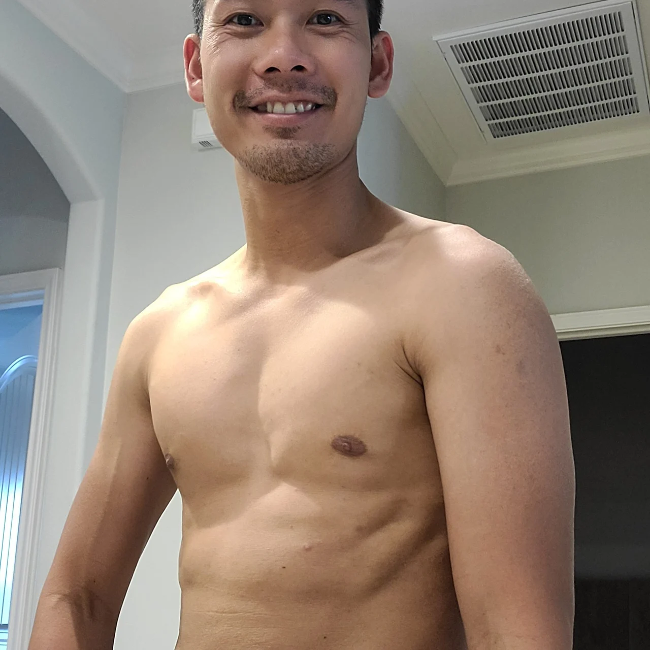 Xuan Quang Dinh - OnlyFans model