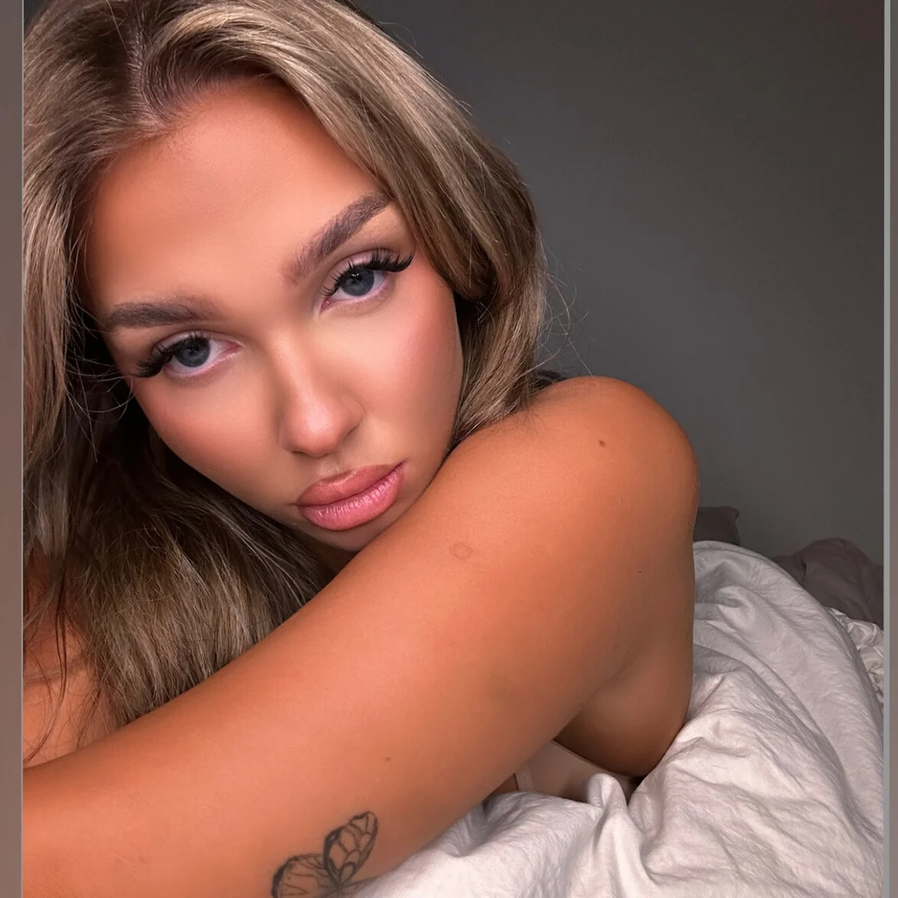 heidi 🖤 - OnlyFans model