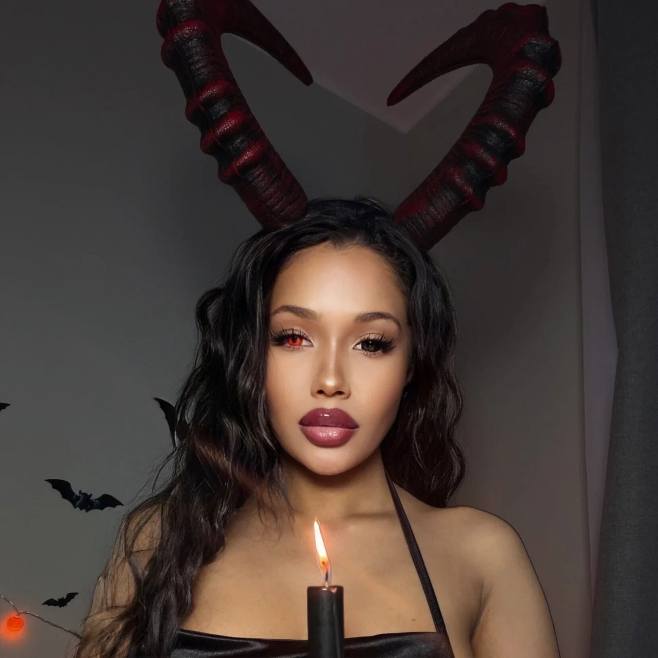 🧛🏻‍♀️ 🇸‌🇺‌🇿‌🇮‌🇪‌ 🧛🏻‍♀️ - OnlyFans model