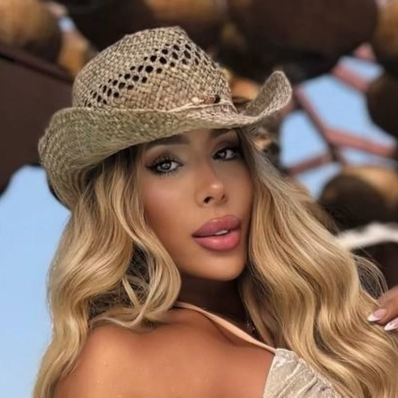 Valencia Sara TS 🍆🍒 - OnlyFans model