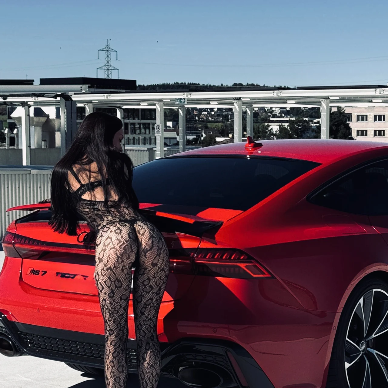 Lara😈 - OnlyFans model