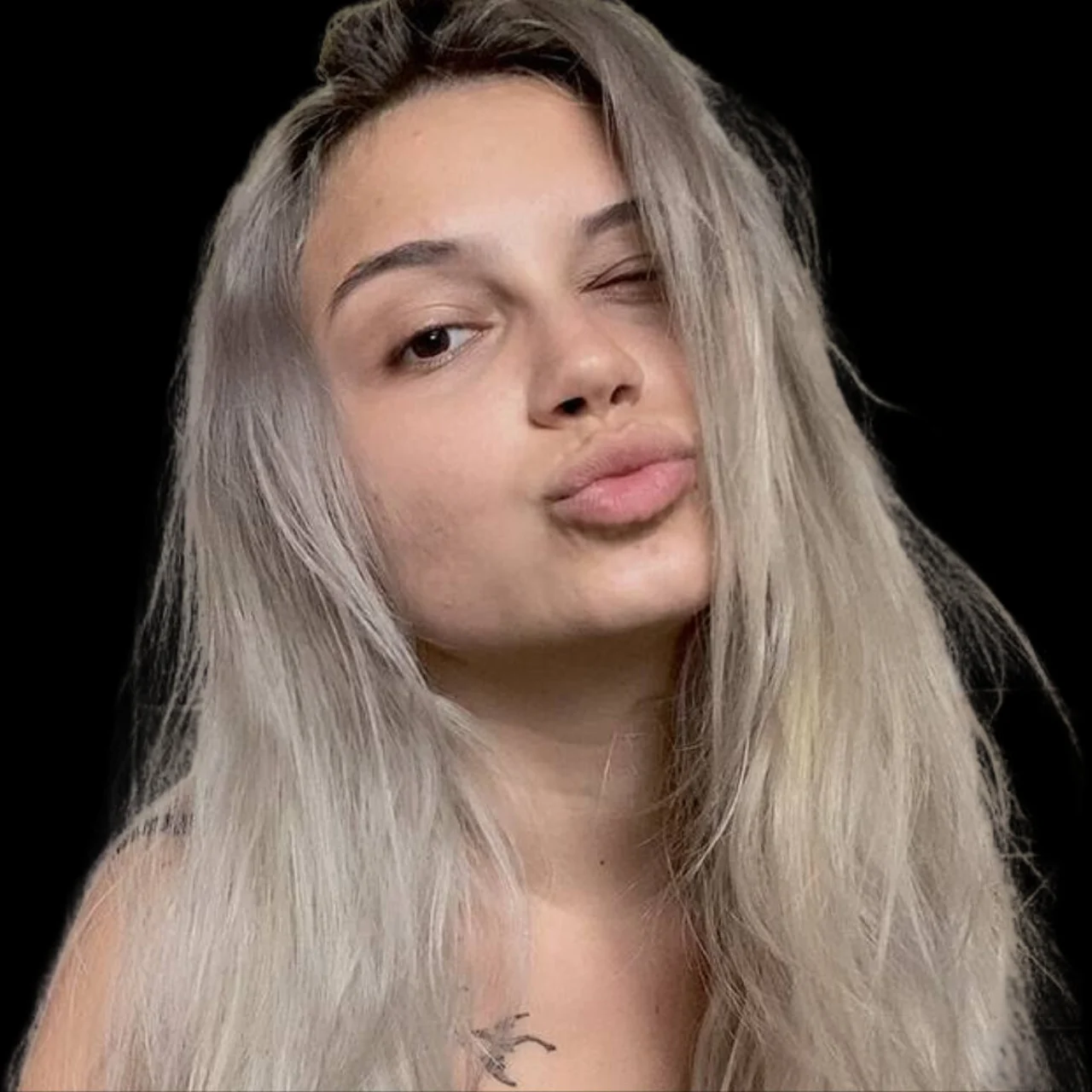 𝒯𝒶𝓂𝒶𝓇𝒶 𝐿o𝓋𝑒 🌸 HOT WHIP 😉🔥 - OnlyFans model