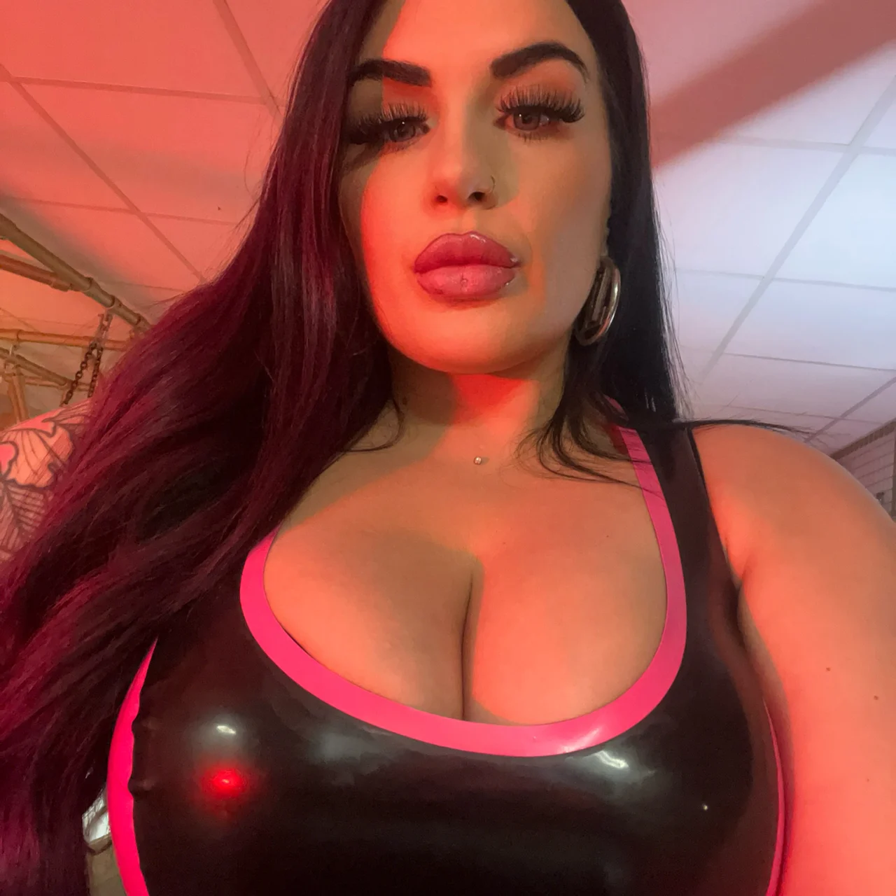 GODDESS TAYLOR HEARTS - OnlyFans model