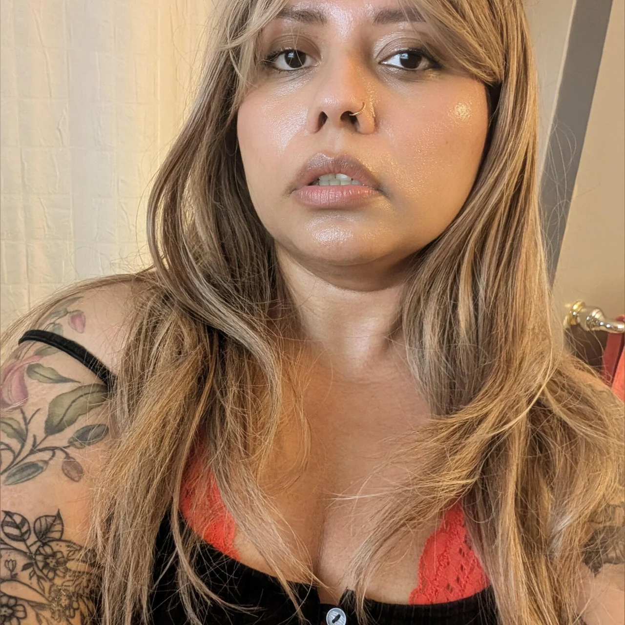 Zaraπ - OnlyFans model