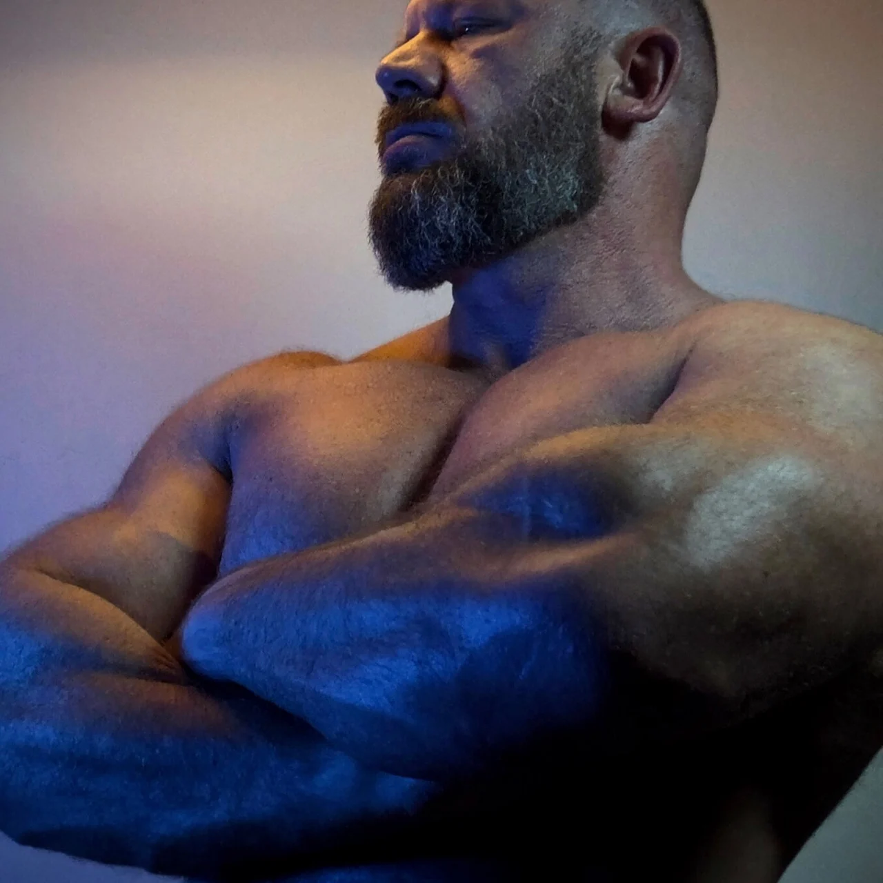 the_warmachine - OnlyFans model