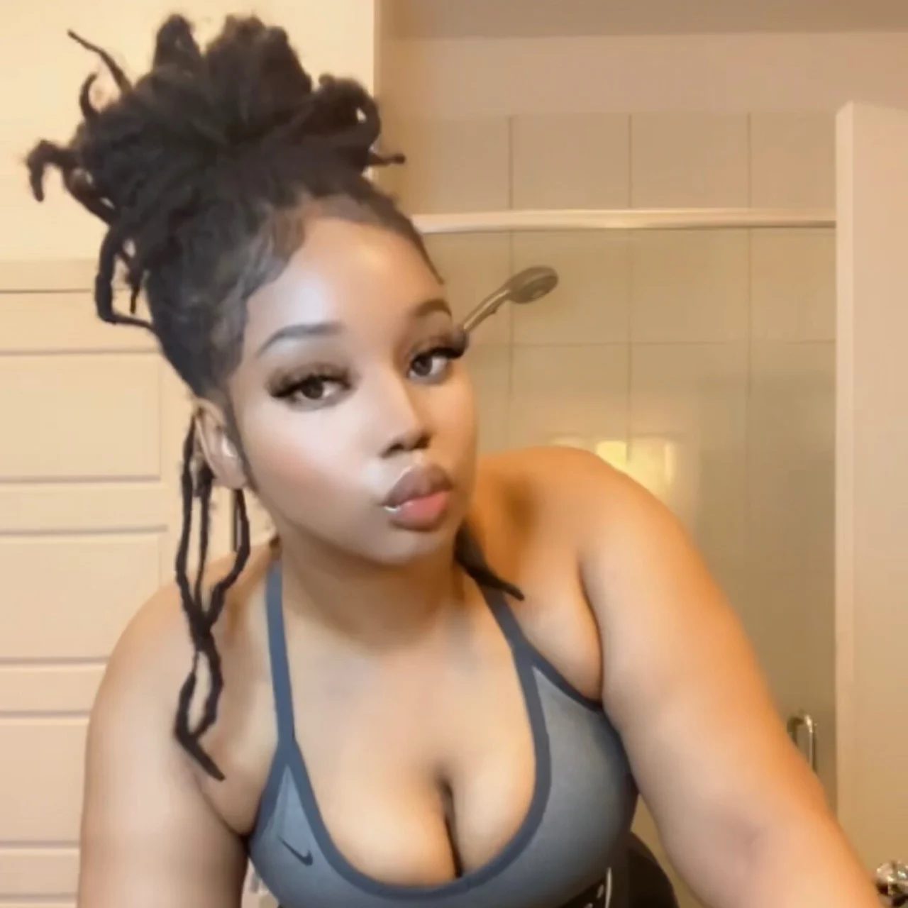 Ebony Tsunade ๐ - OnlyFans model