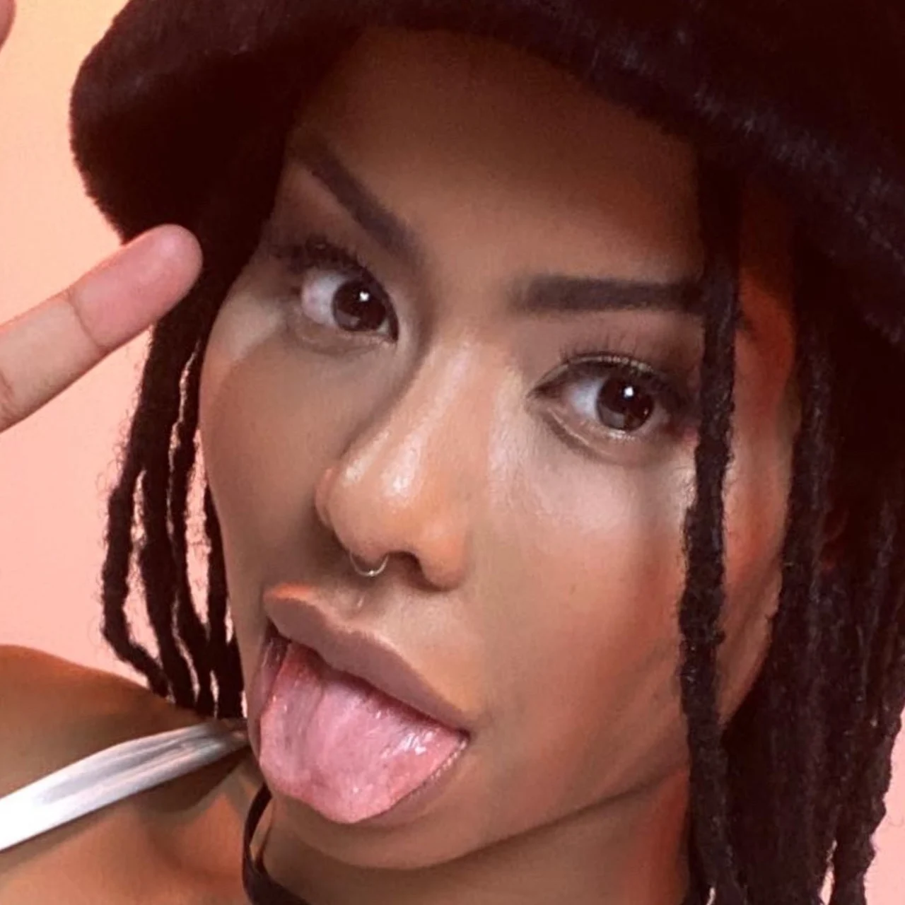 Kira Noir - OnlyFans model