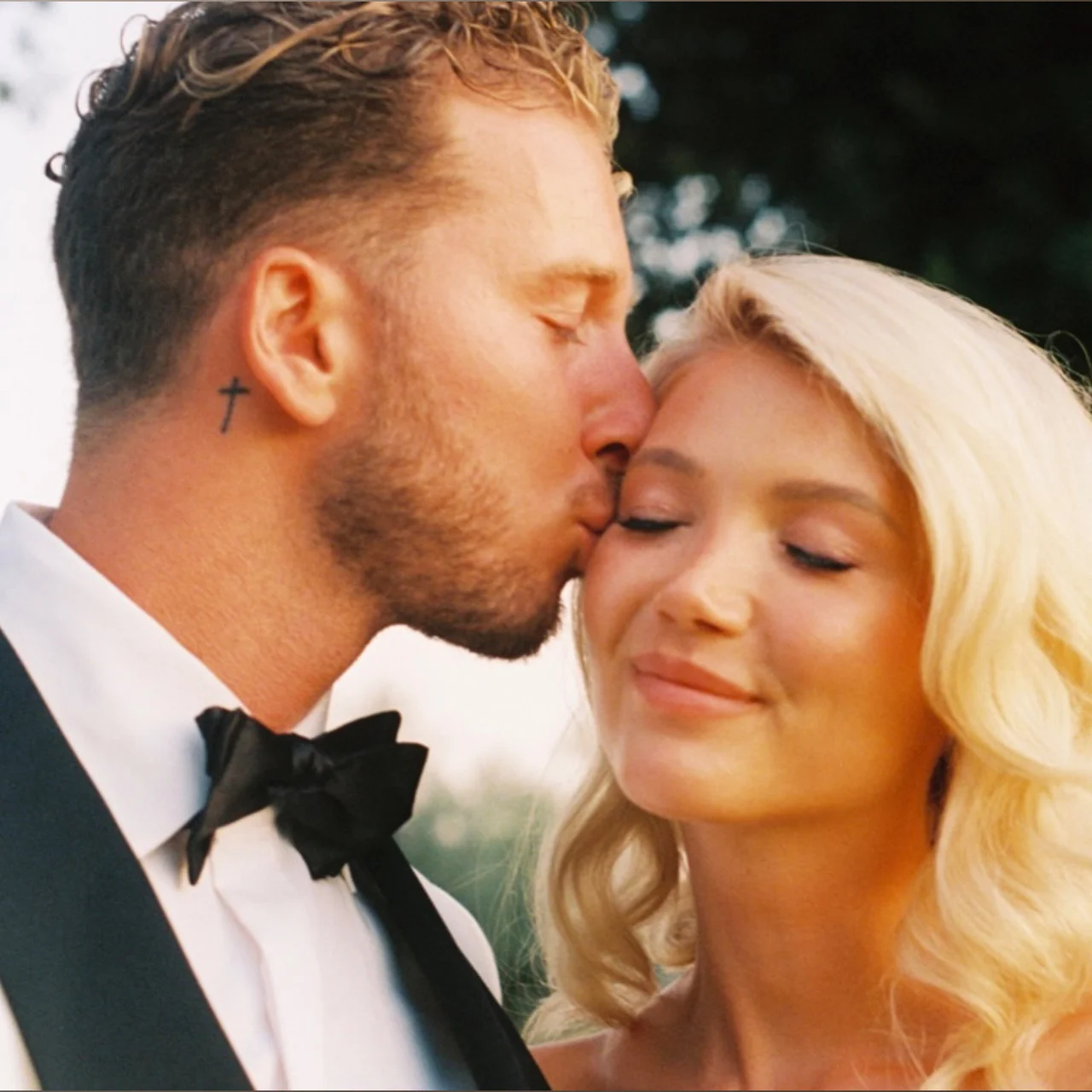 Kaylee &amp; Cody | The Naughty Travelers - OnlyFans model