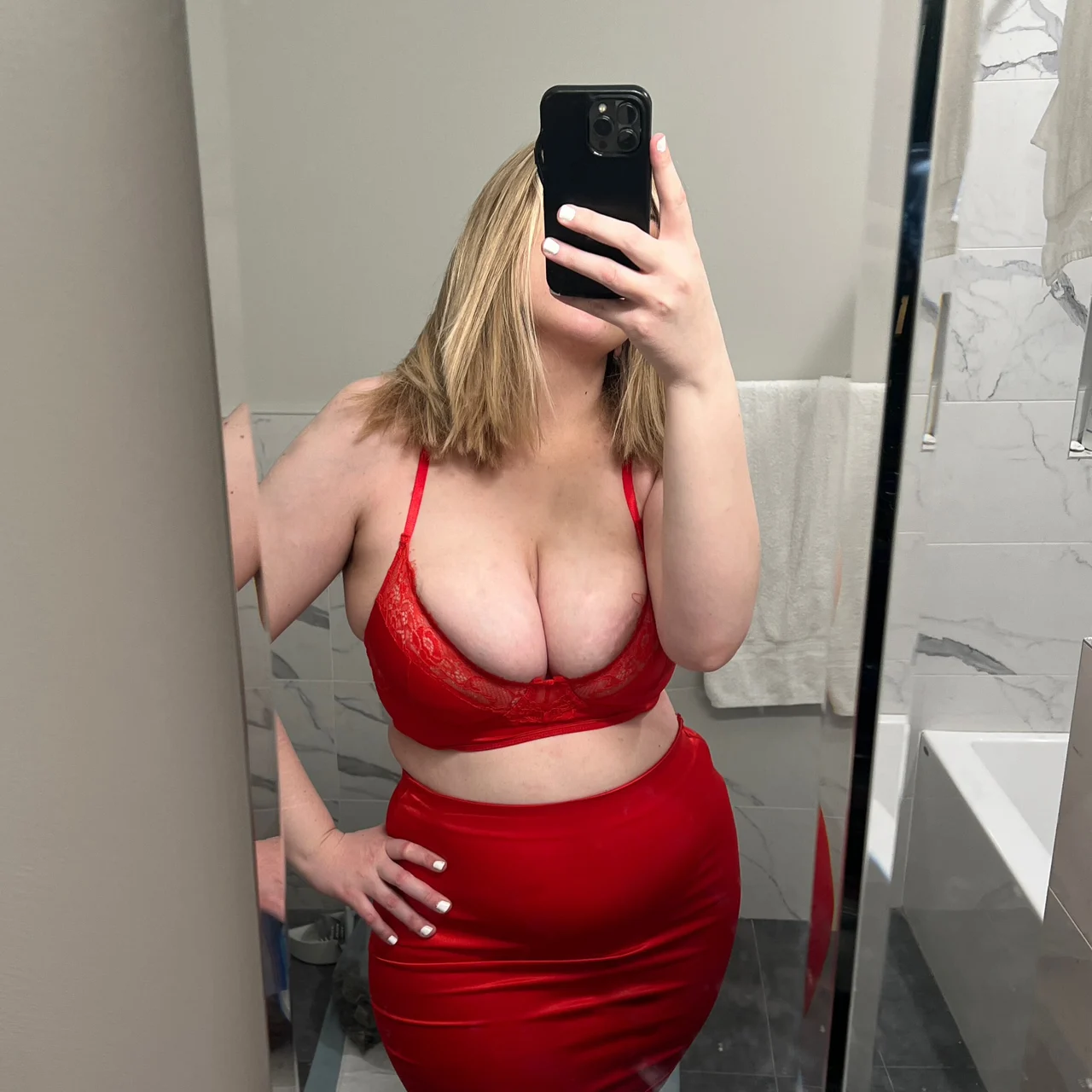 Tiffani McIntosh - OnlyFans model