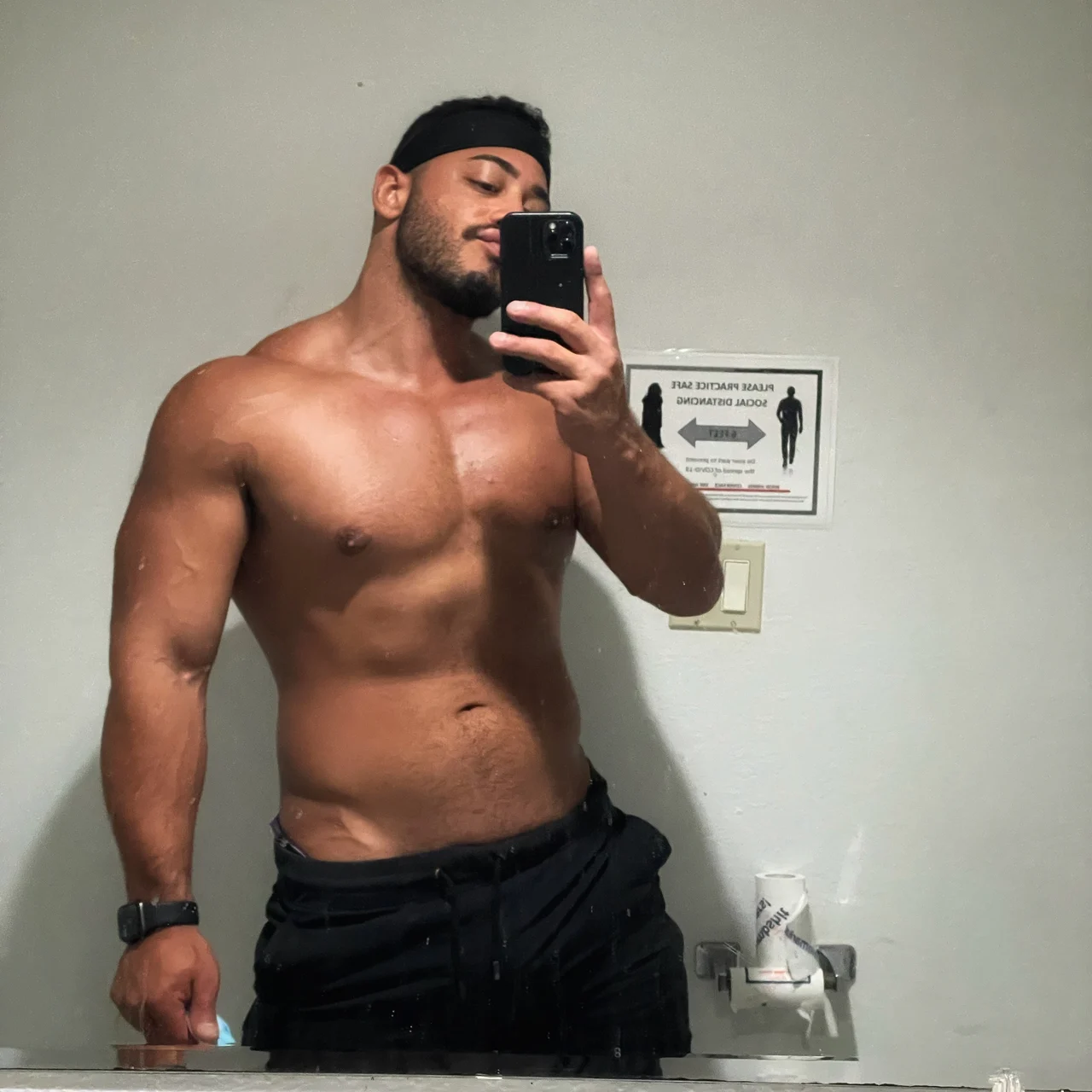 🔁🇵🇷 - OnlyFans model