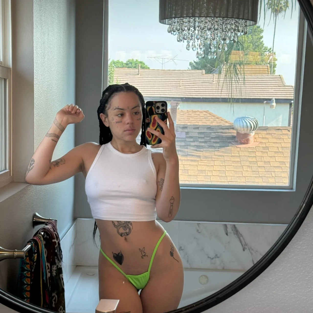 Da biggest brat - OnlyFans model