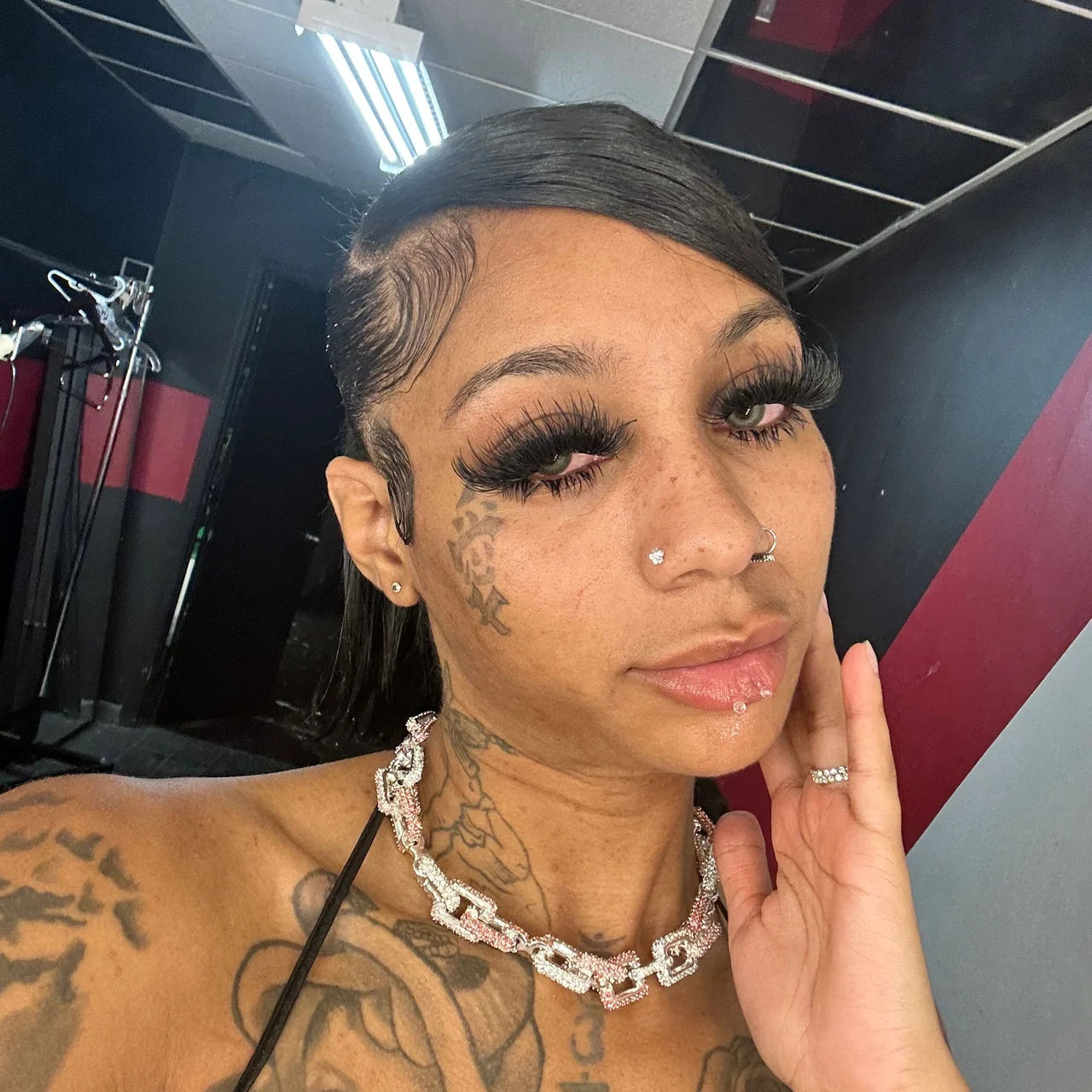 Tsunami Creamer 3000 ๐ฆ๐ - OnlyFans model