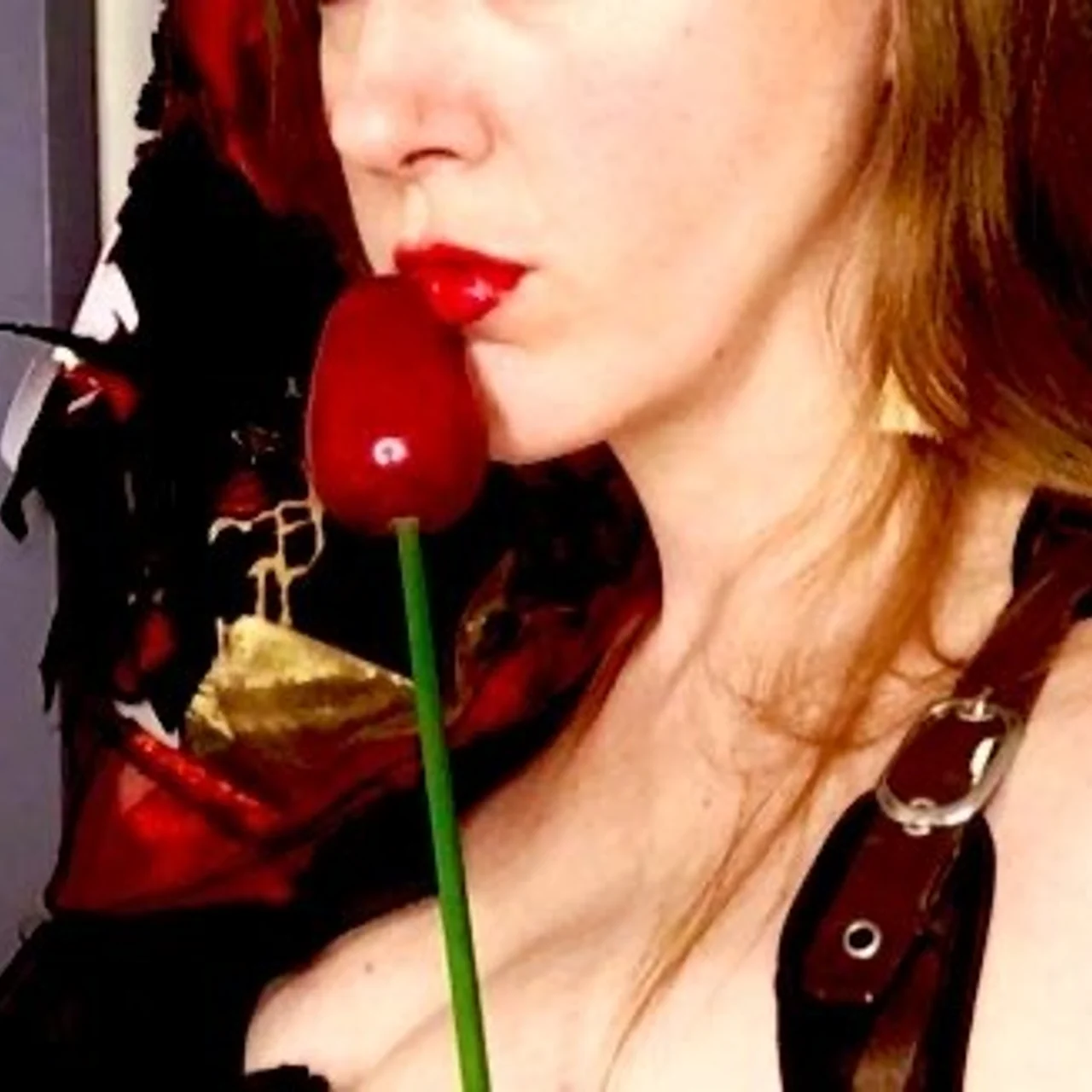 Ms. Trixie - OnlyFans model