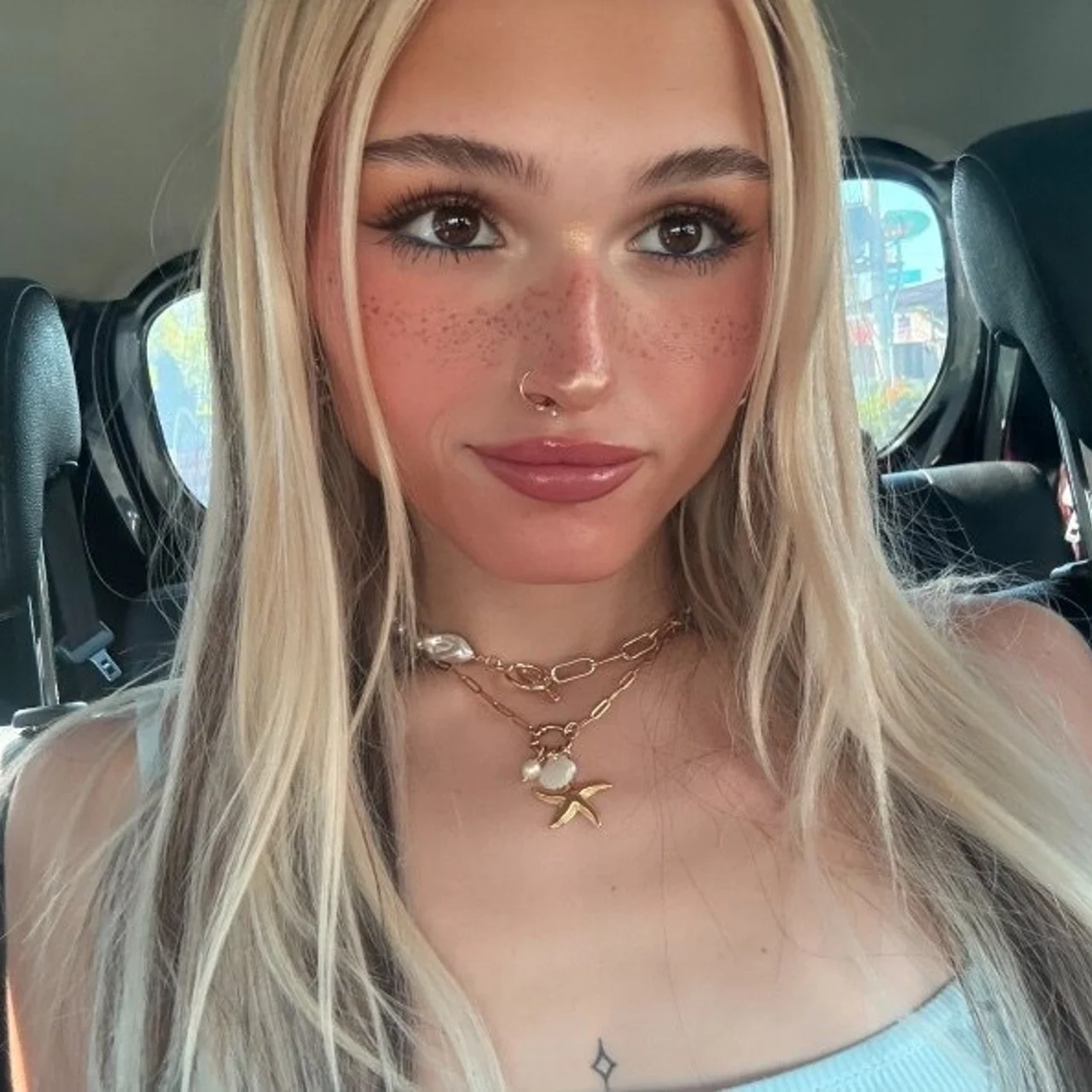 Jessy 🏳️‍⚧️ - OnlyFans model