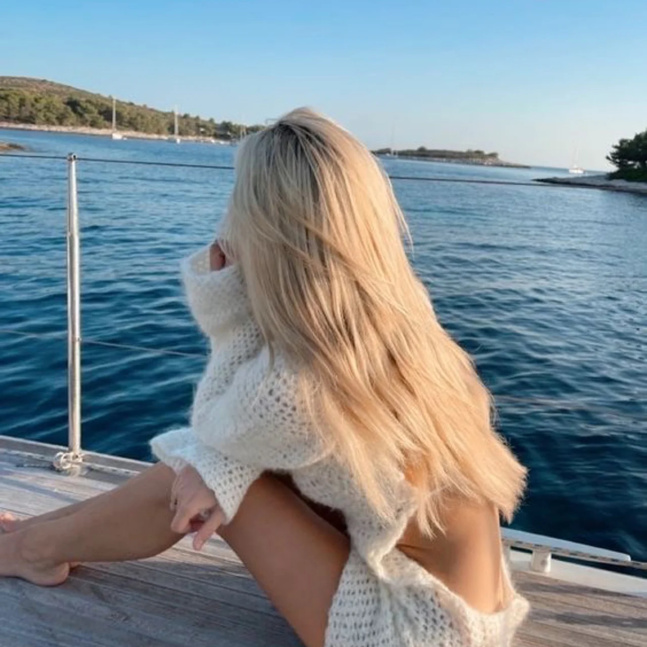 Goddess TsVanessaCartier - OnlyFans model