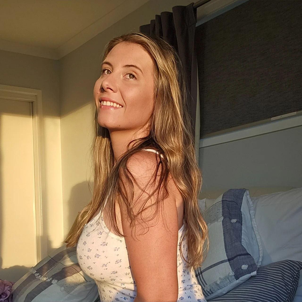 Tully xx - OnlyFans model