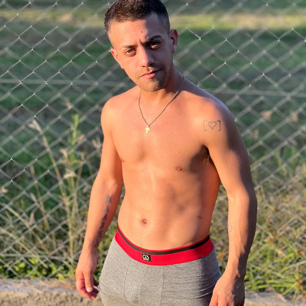 TURRO 🔫 - OnlyFans model