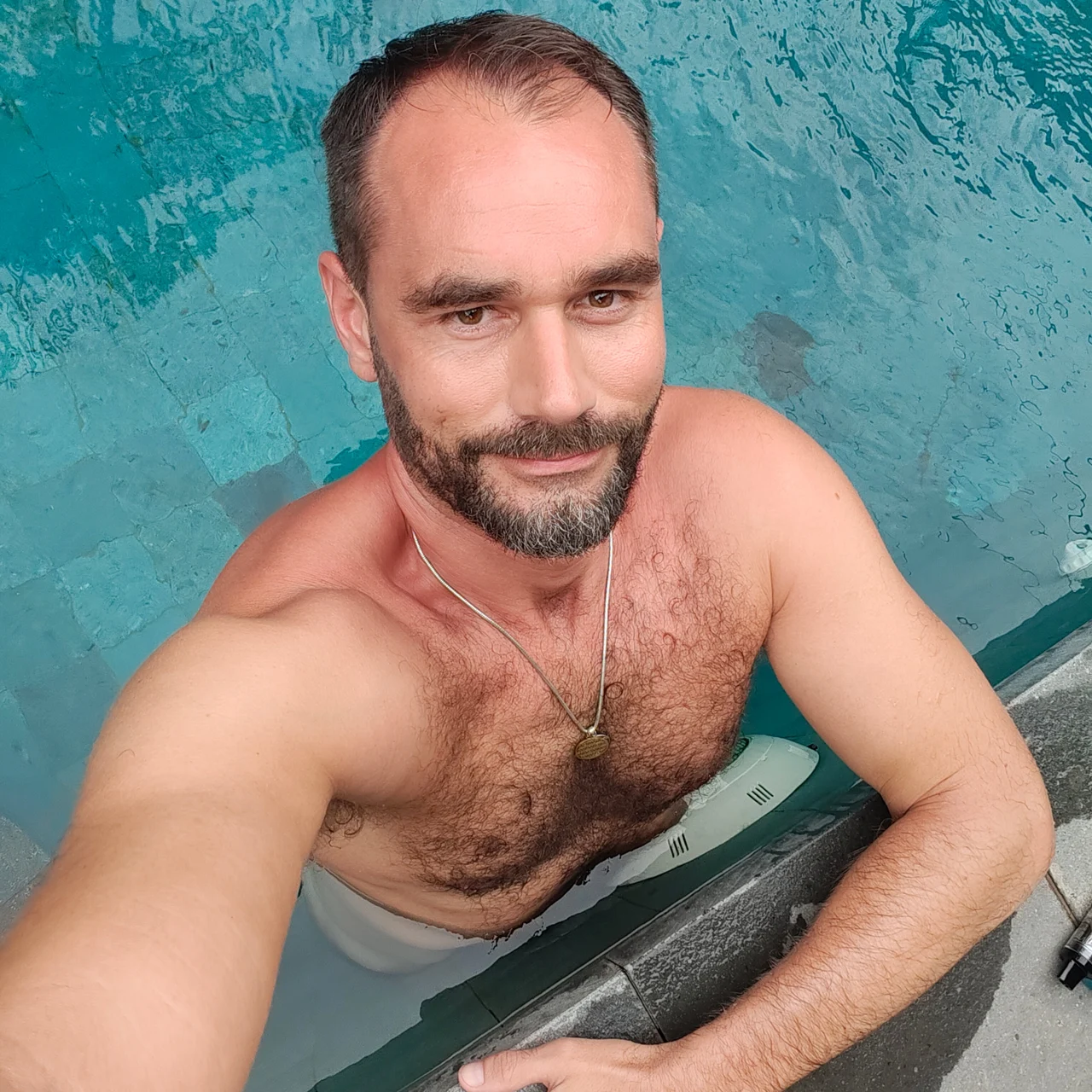 TopBear - OnlyFans model