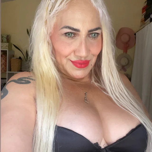 Mya Lira - OnlyFans profile picture