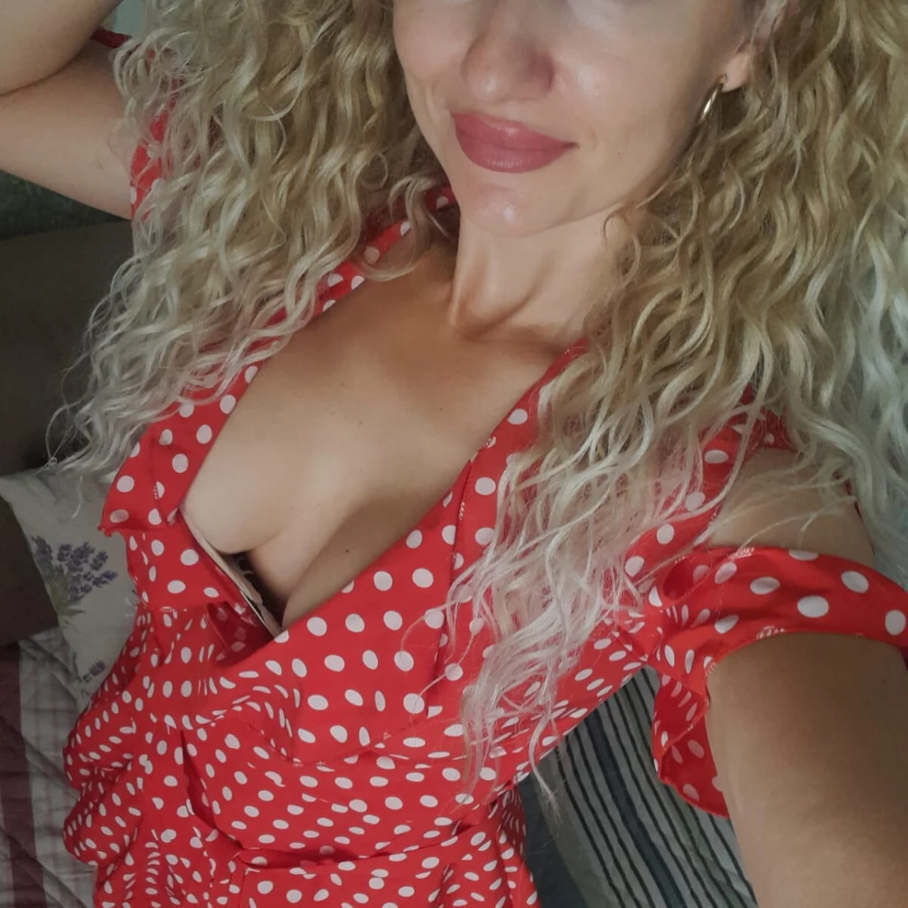 LiliSmith - OnlyFans model