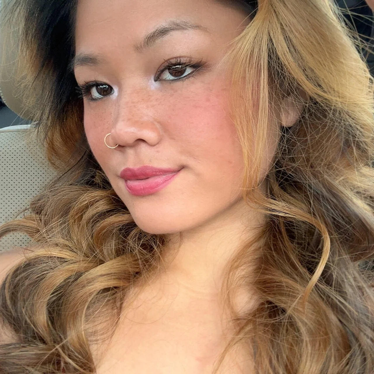 Kiwi 💕 - OnlyFans model