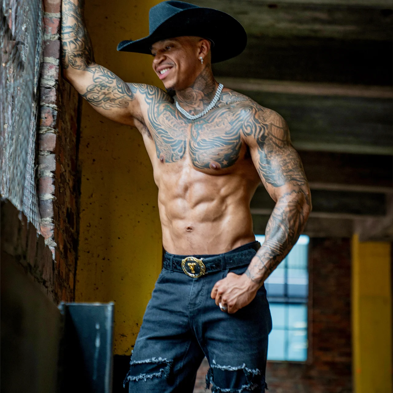 Valentino The Entertainer - OnlyFans model