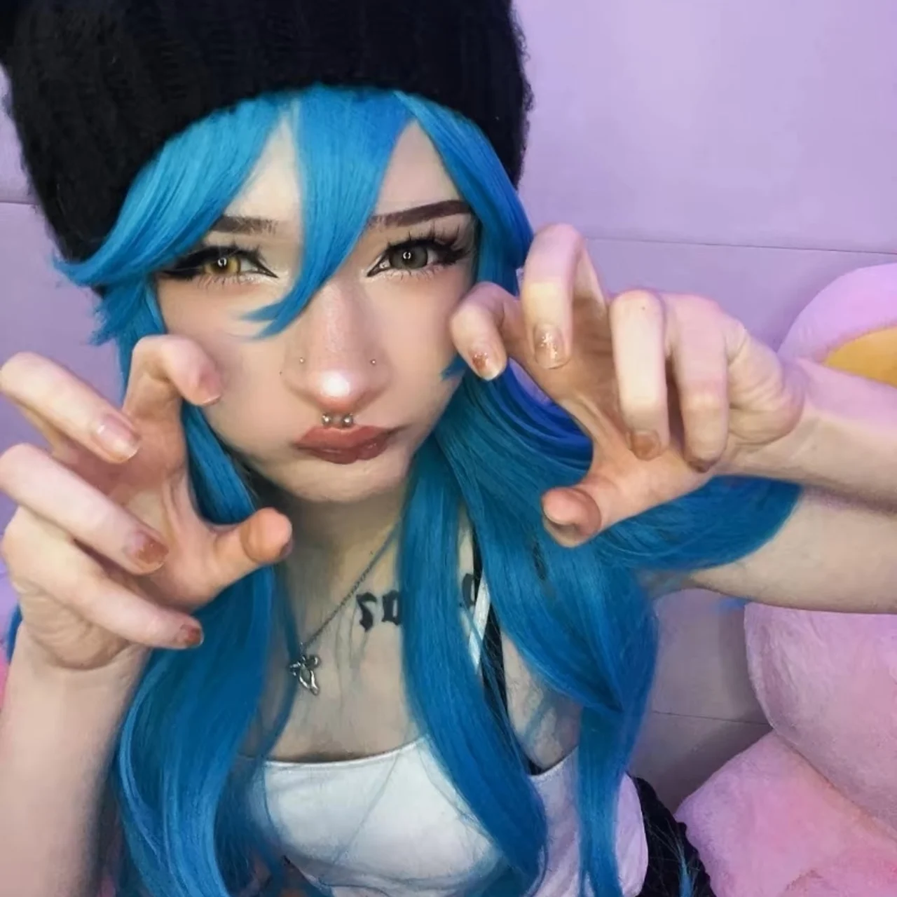 Valichuxo - OnlyFans model