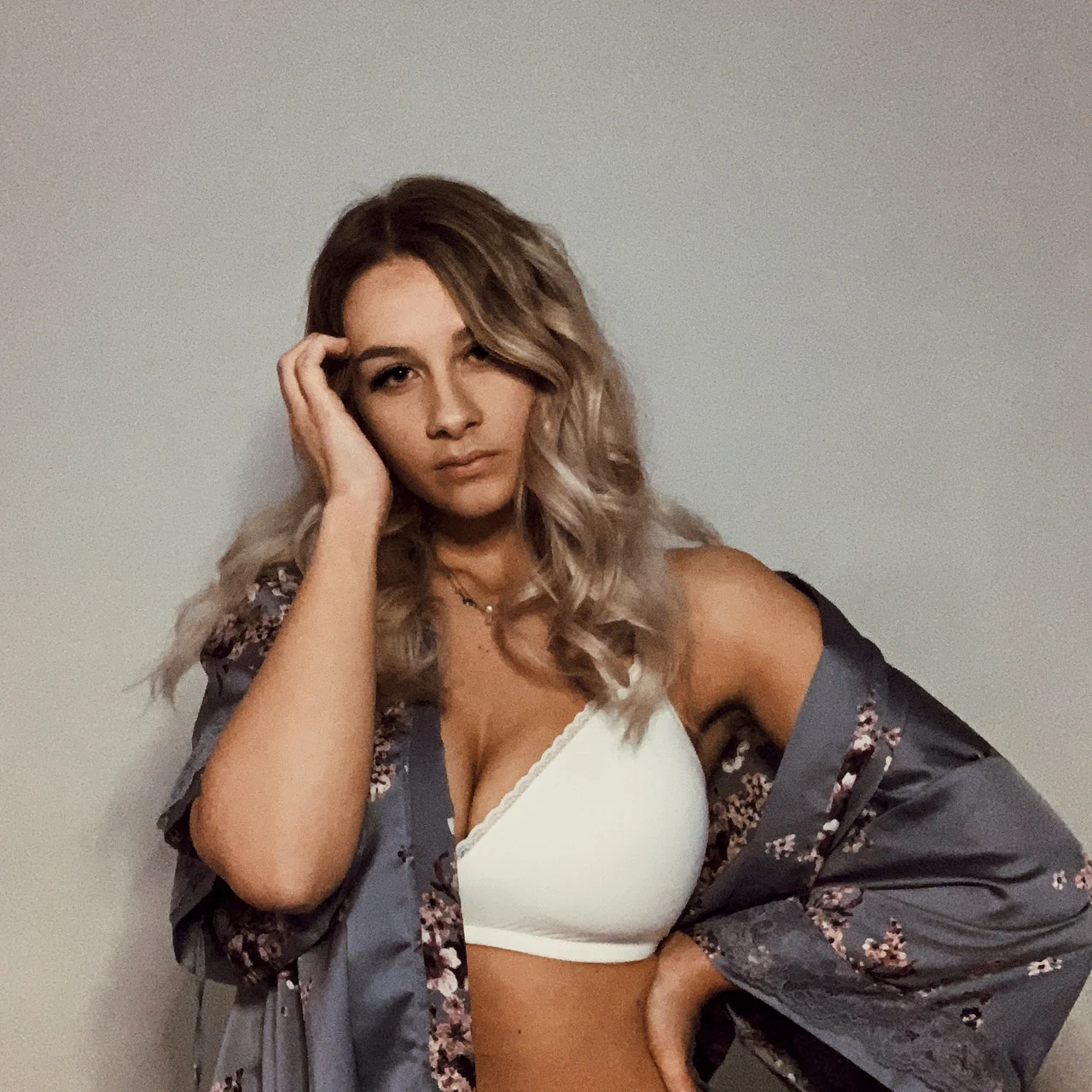 Valérie Vallières-Auclair - OnlyFans model